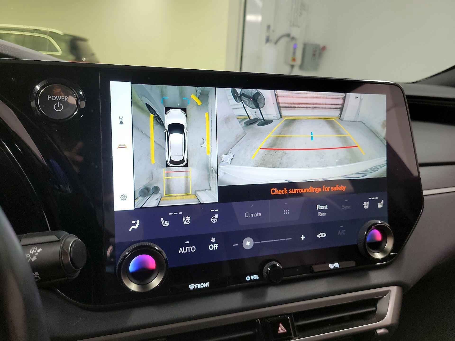 Thumbnail: 2024 Lexus RX - 14