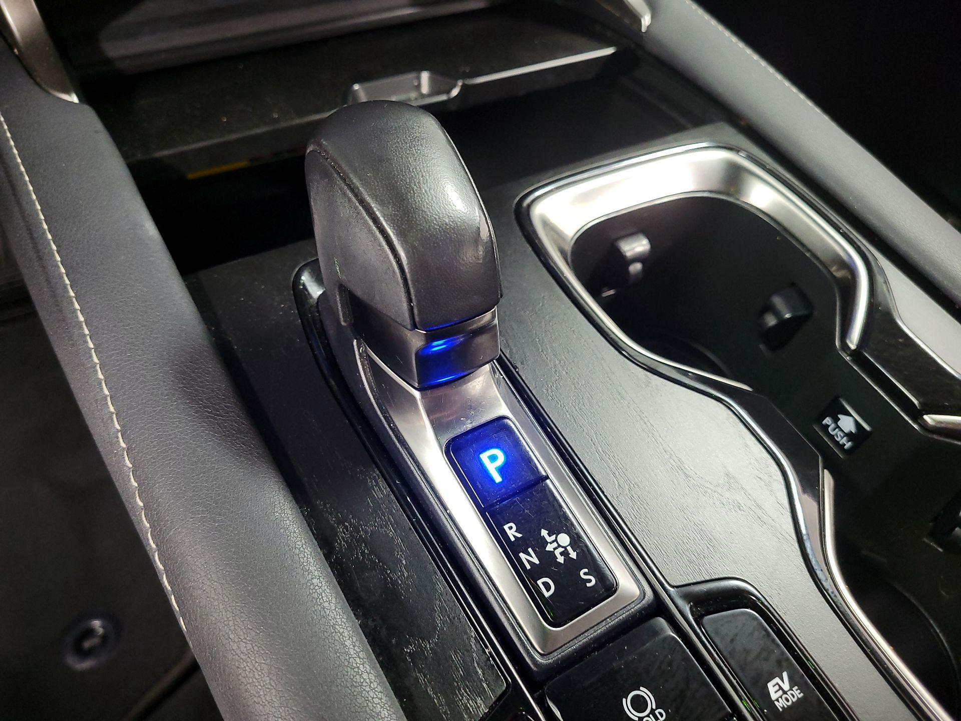 Thumbnail: 2024 Lexus RX - 17