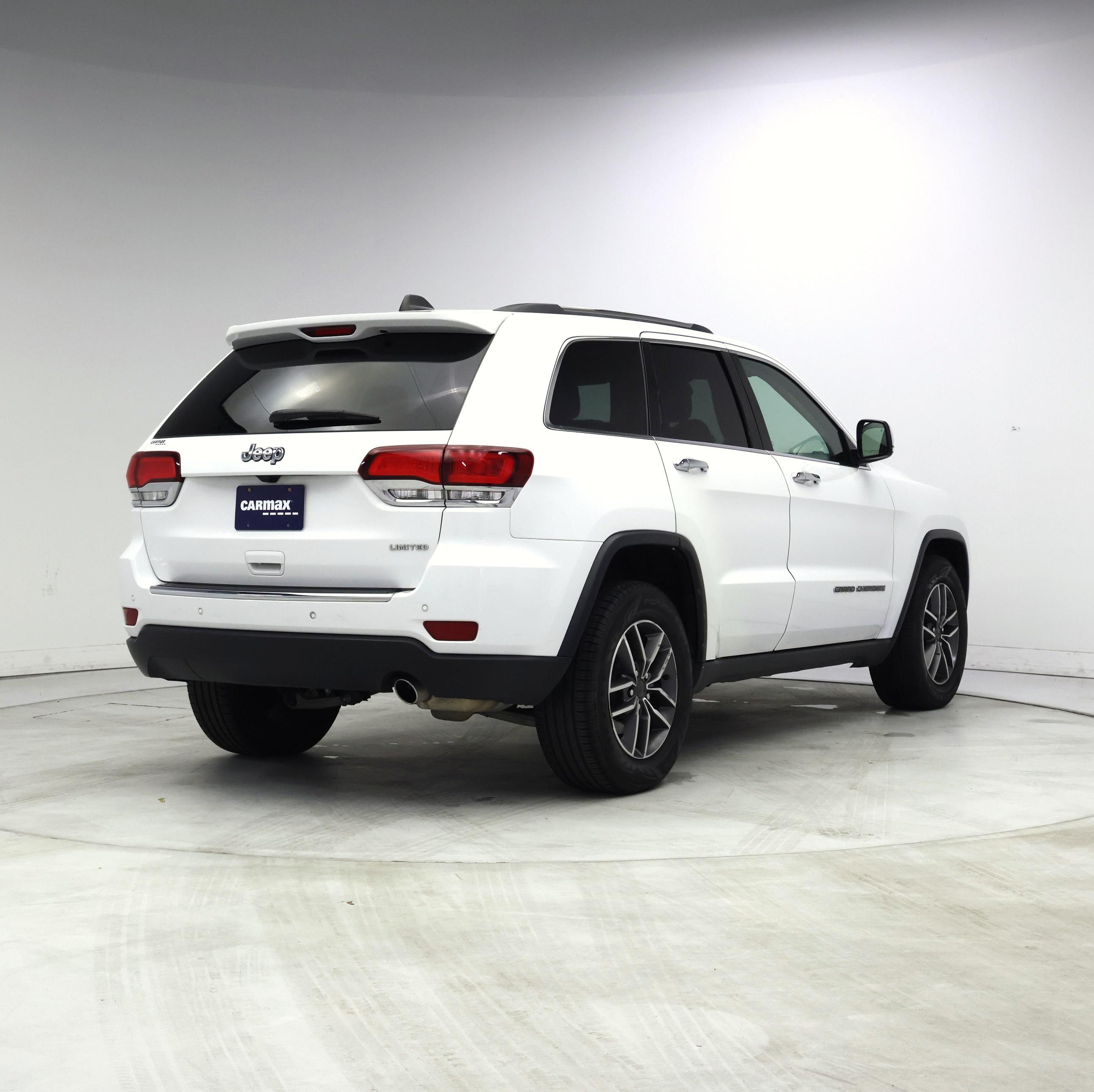 Thumbnail: 2021 Jeep Grand Cherokee - 8
