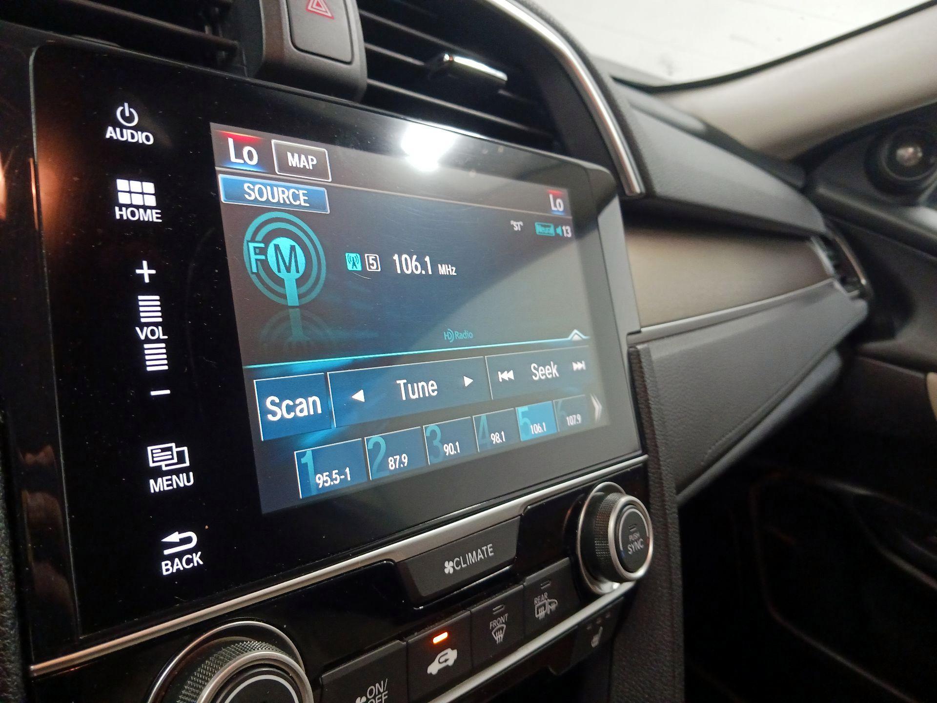 Thumbnail: 2016 Honda Civic - 13