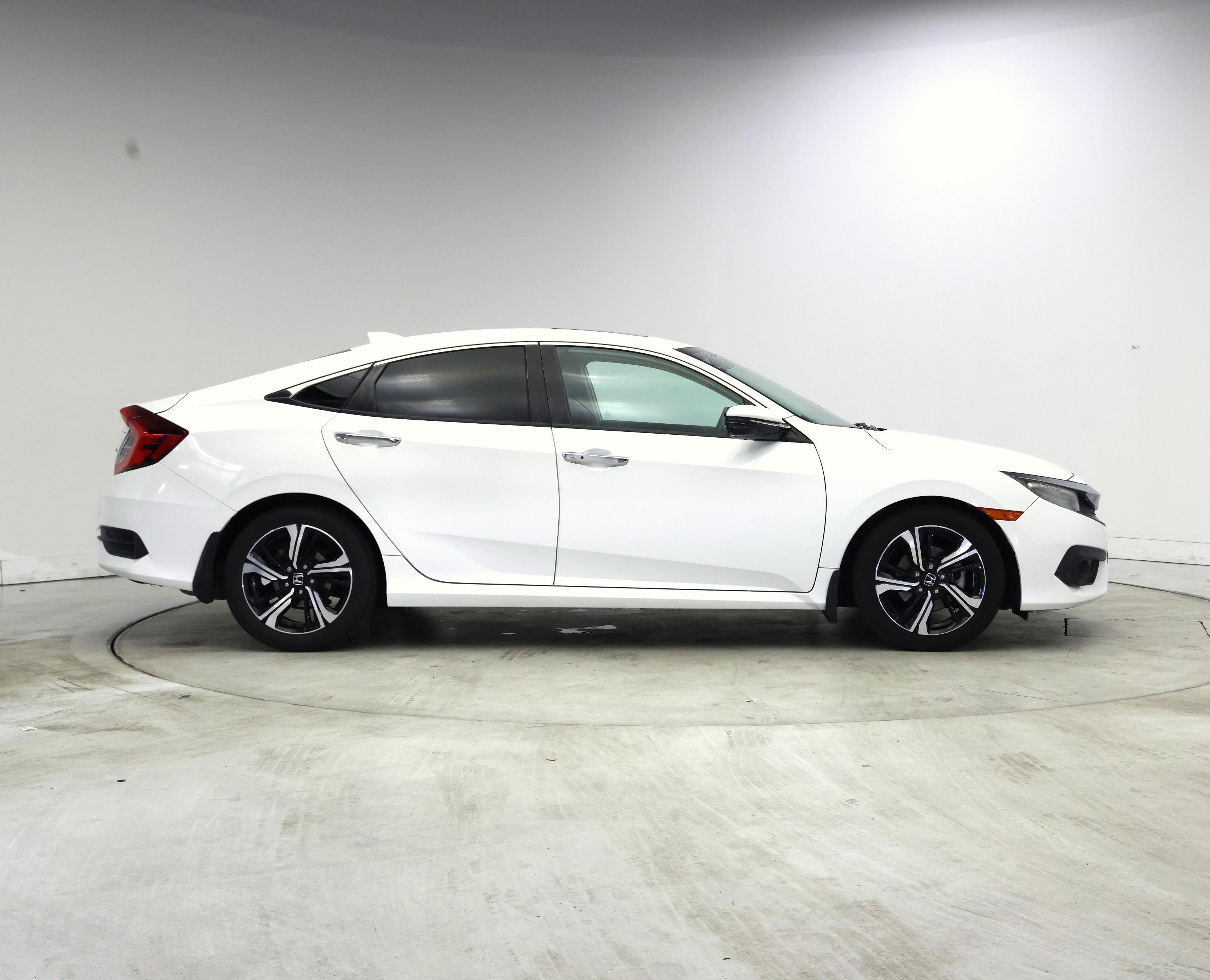 Thumbnail: 2016 Honda Civic - 7