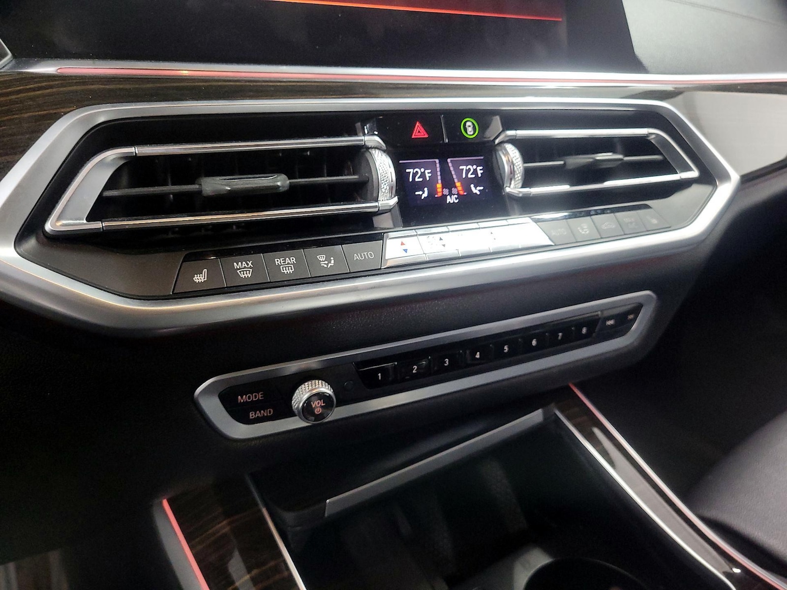 2020 BMW X5 40i - Photo 17