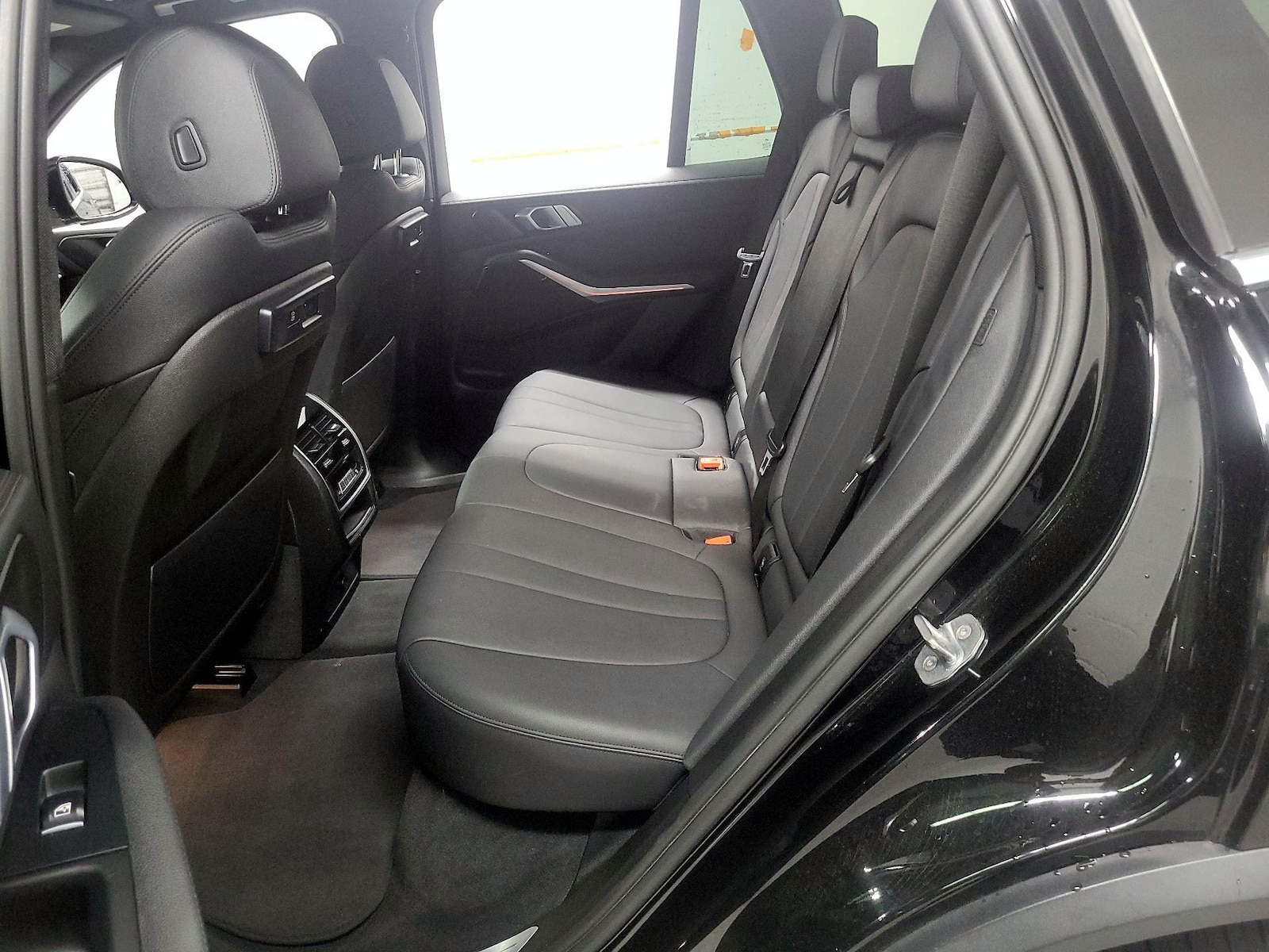 2020 BMW X5 40i - Photo 19