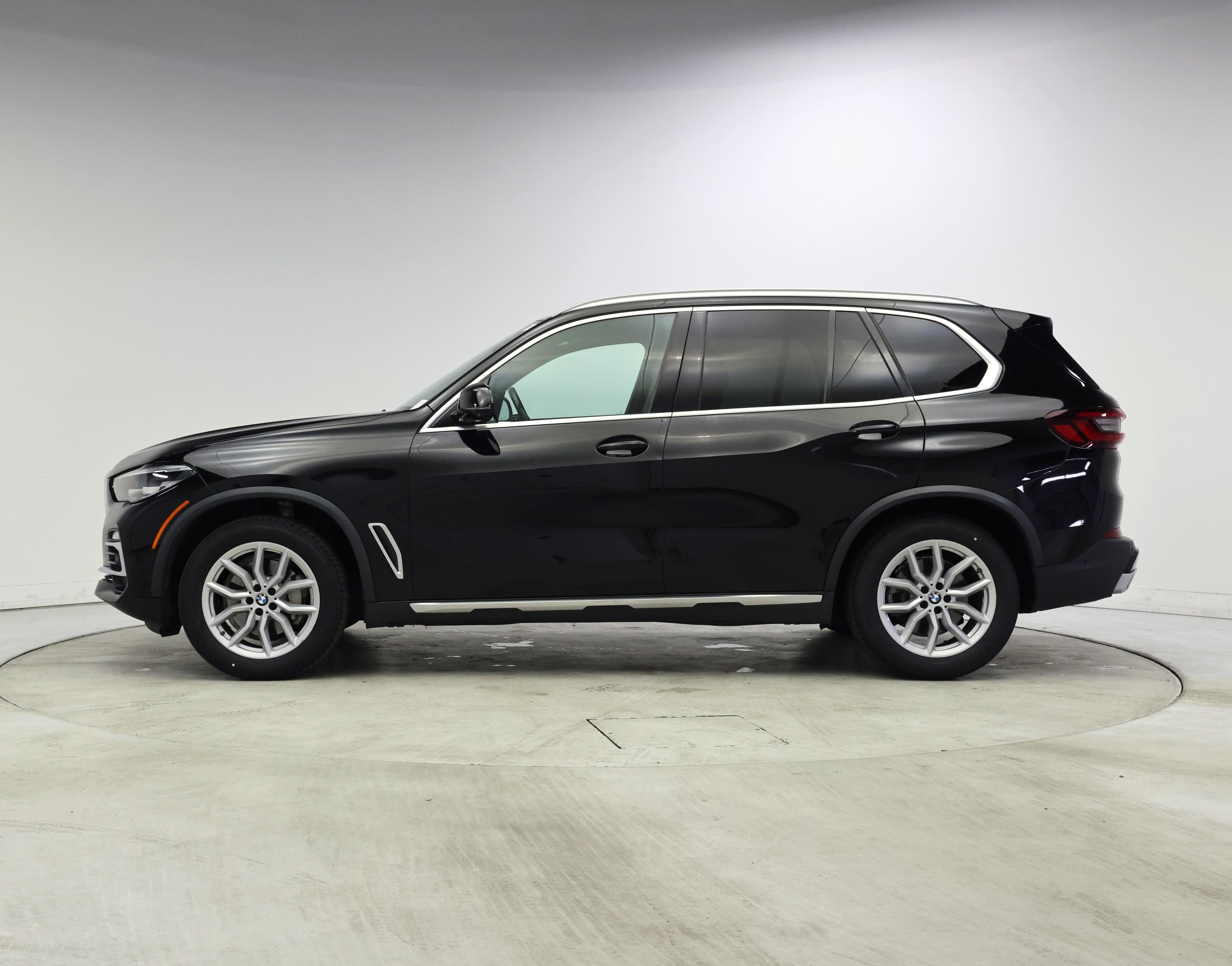 Thumbnail: 2020 BMW X5 - 3