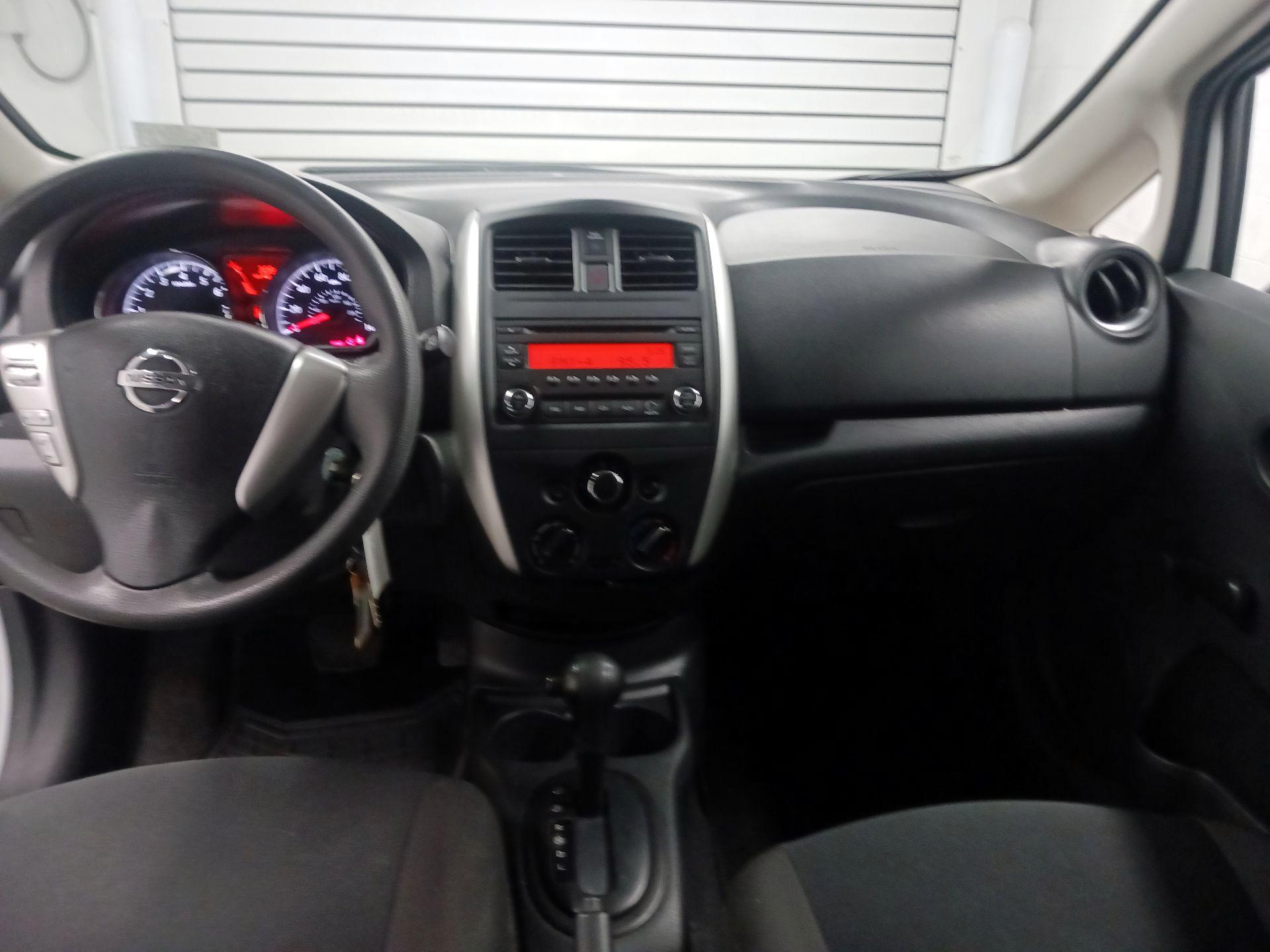 Thumbnail: 2016 Nissan Versa Note - 9