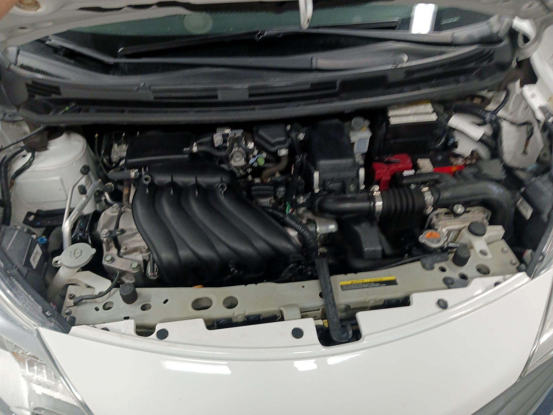 Thumbnail: 2016 Nissan Versa Note - 17