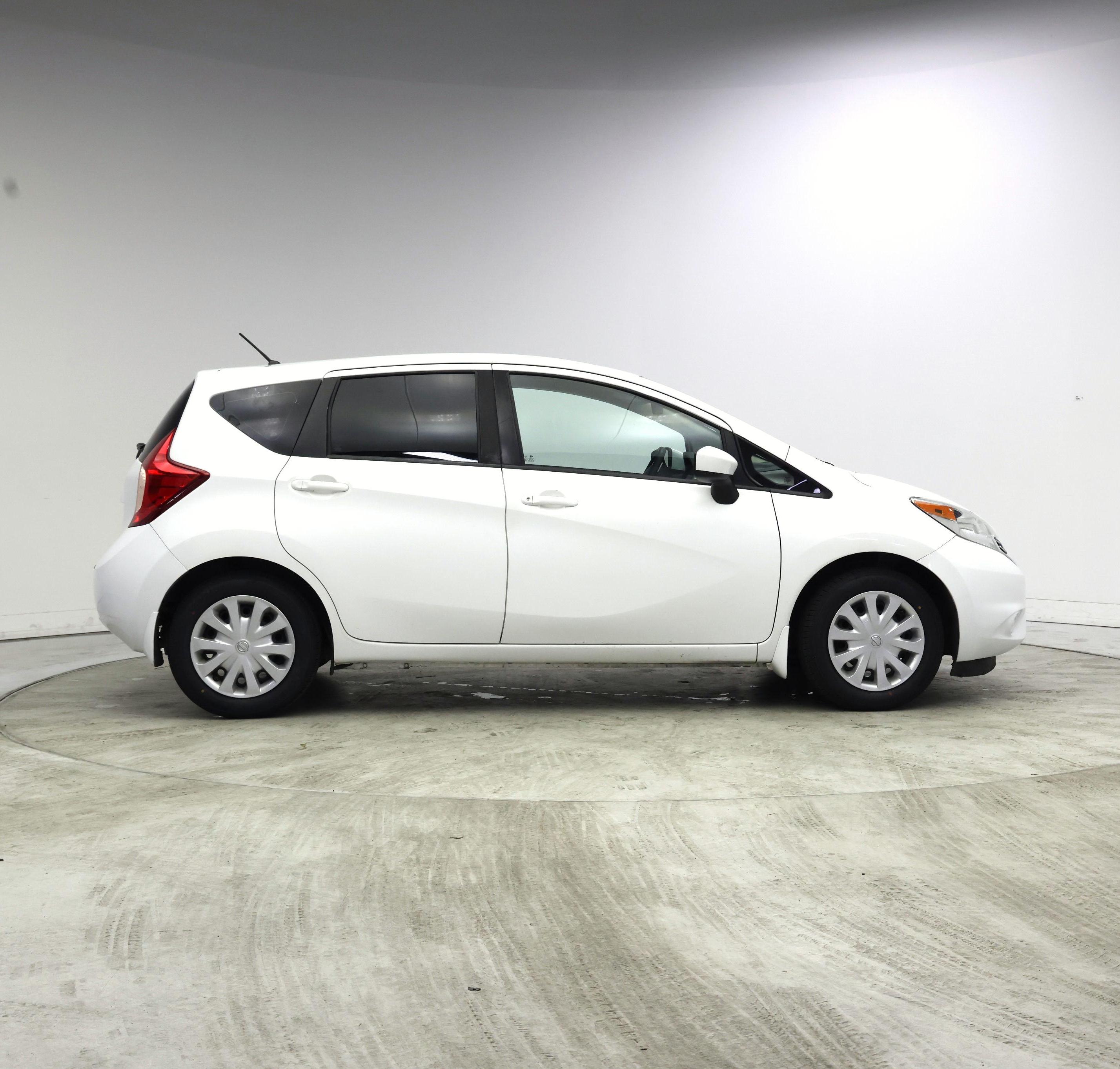 Thumbnail: 2016 Nissan Versa Note - 7
