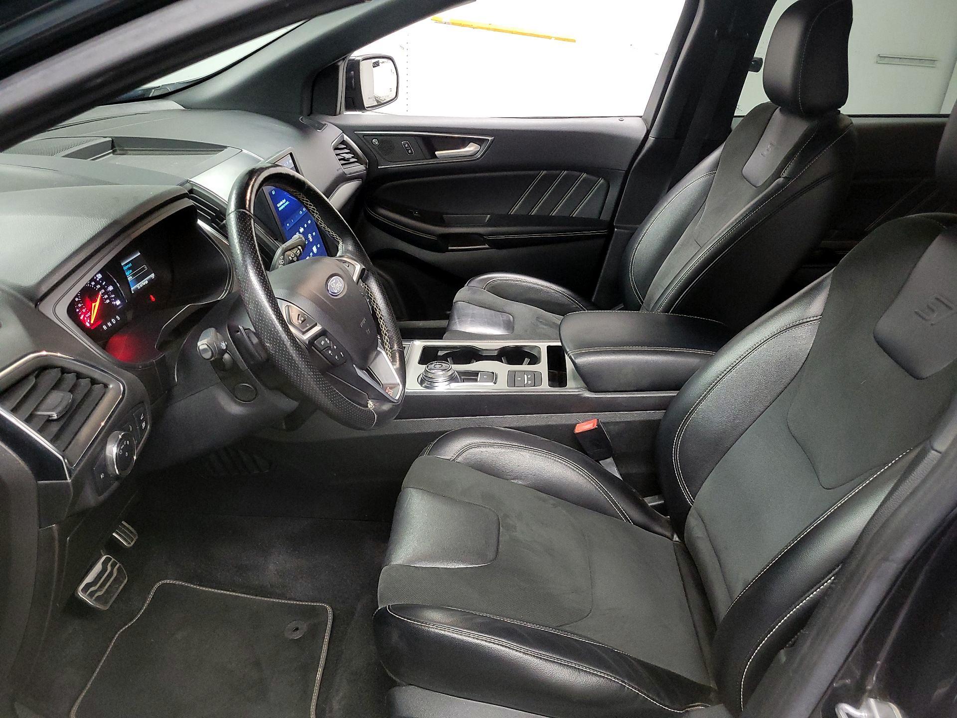 Thumbnail: 2022 Ford Edge - 11