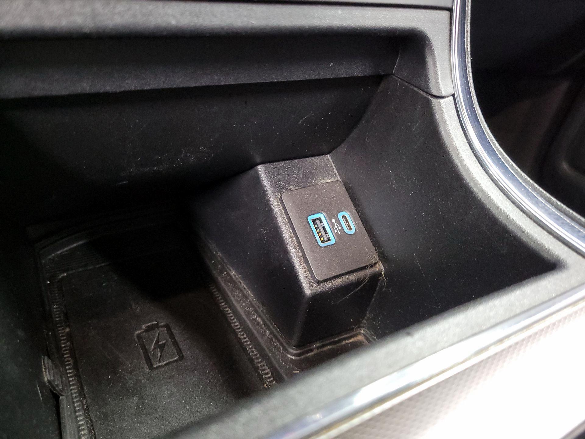 Thumbnail: 2022 Ford Edge - 18