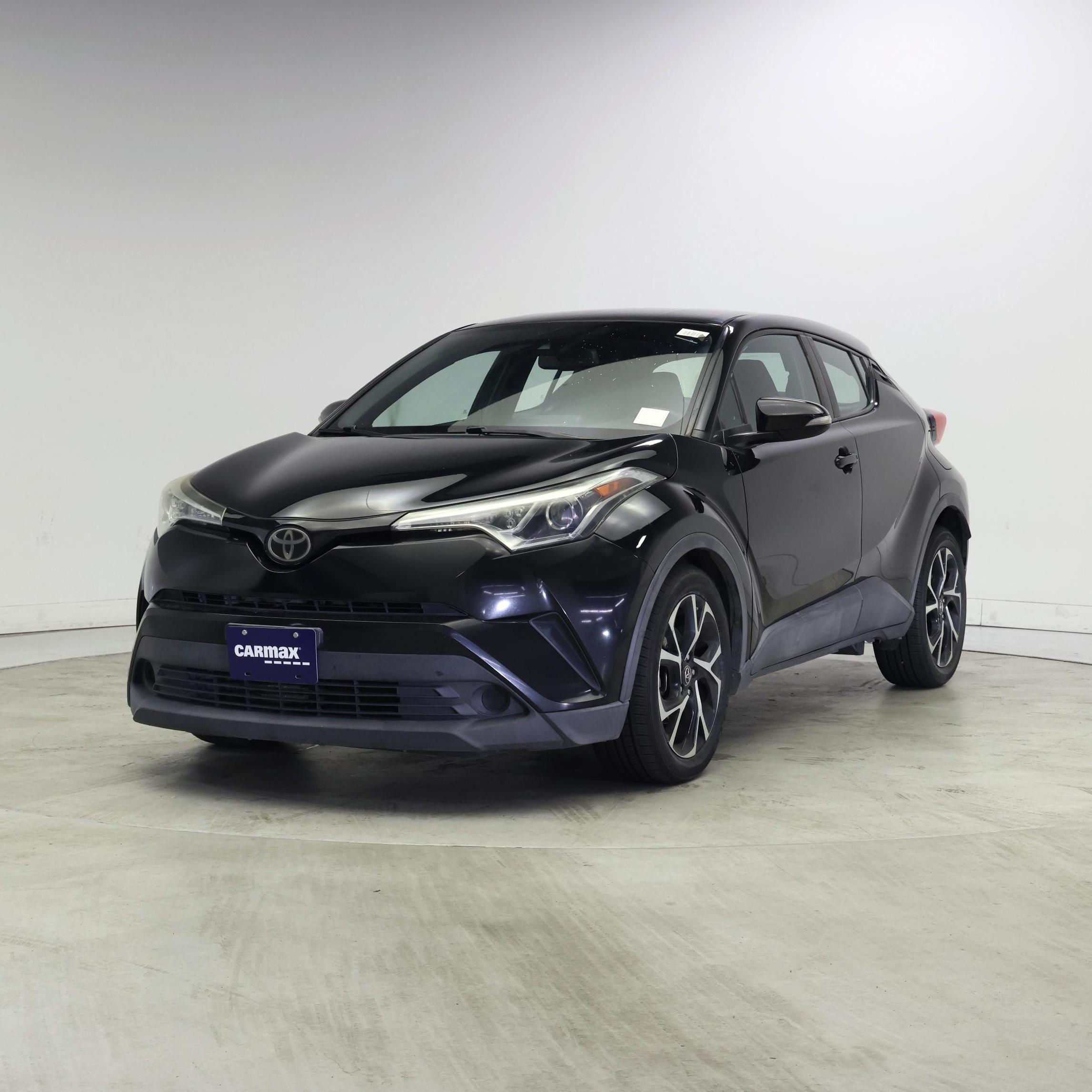 Thumbnail: 2018 Toyota C-HR - 4