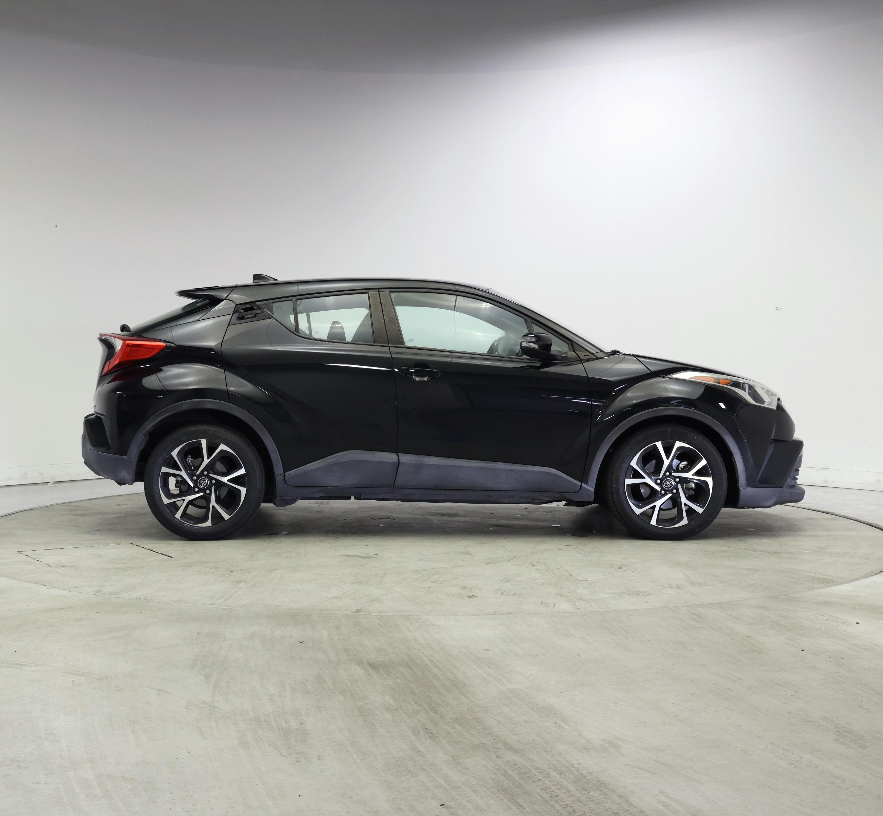 Thumbnail: 2018 Toyota C-HR - 7