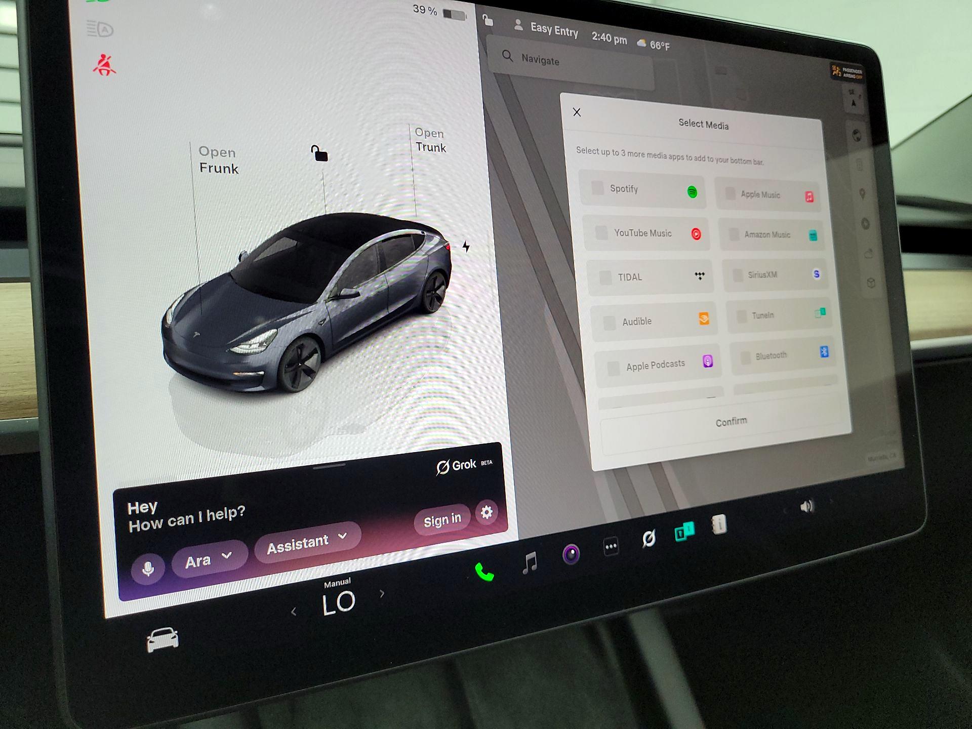 Thumbnail: 2023 Tesla Model 3 - 14