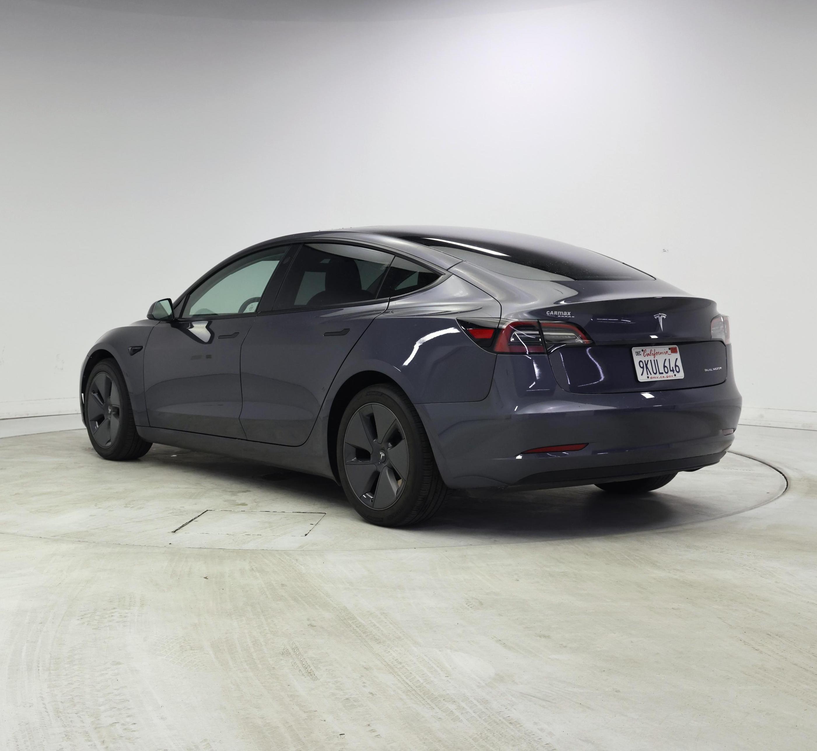 Thumbnail: 2023 Tesla Model 3 - 2