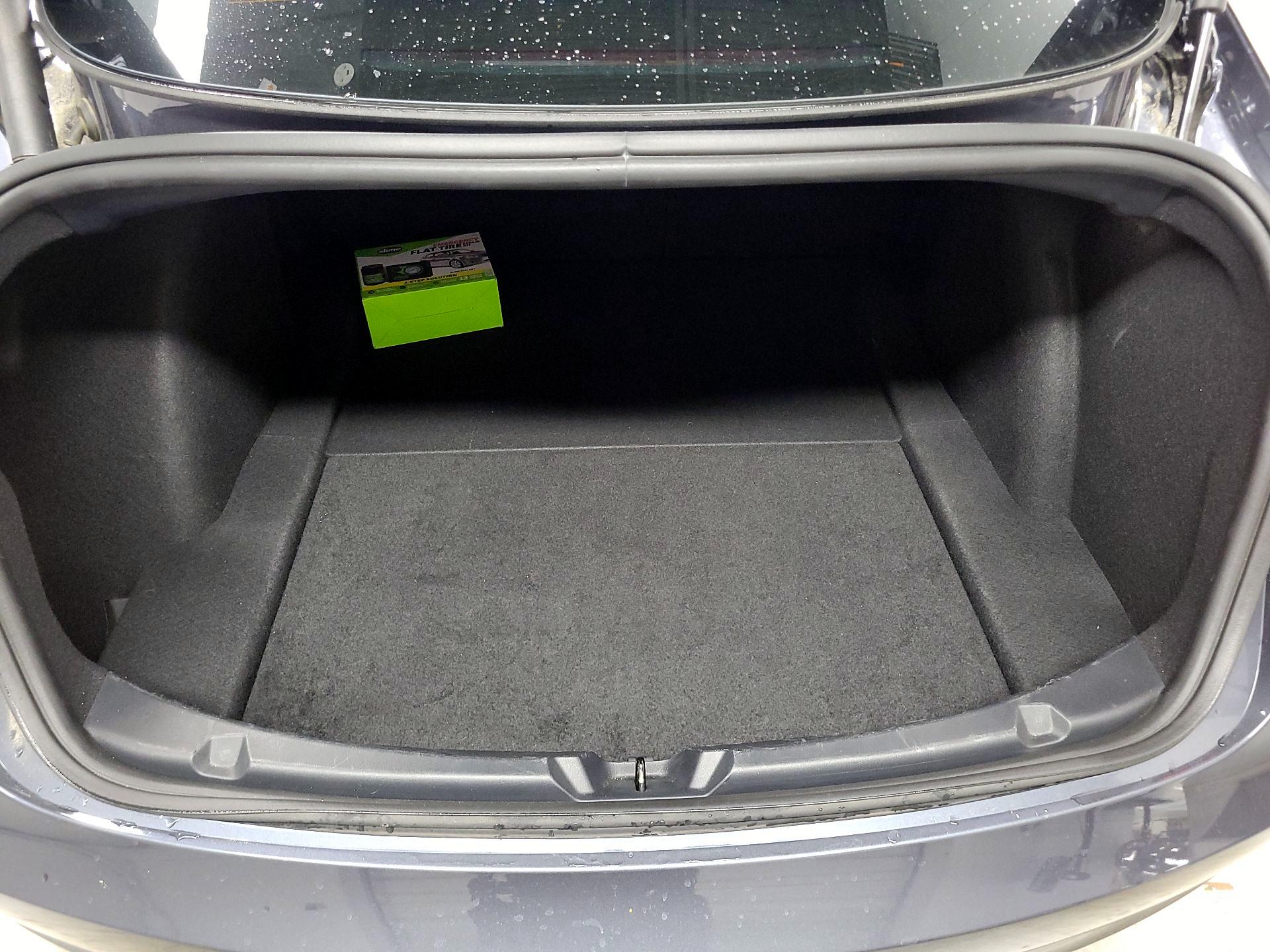 Thumbnail: 2023 Tesla Model 3 - 19