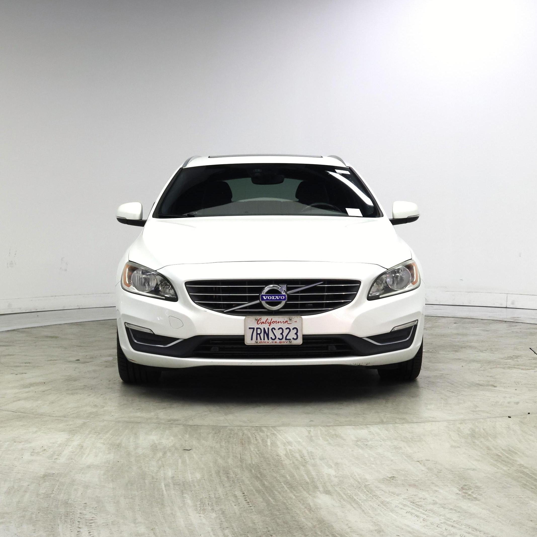 Thumbnail: 2016 Volvo V60 - 5