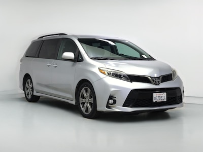 2019 Toyota Sienna SE