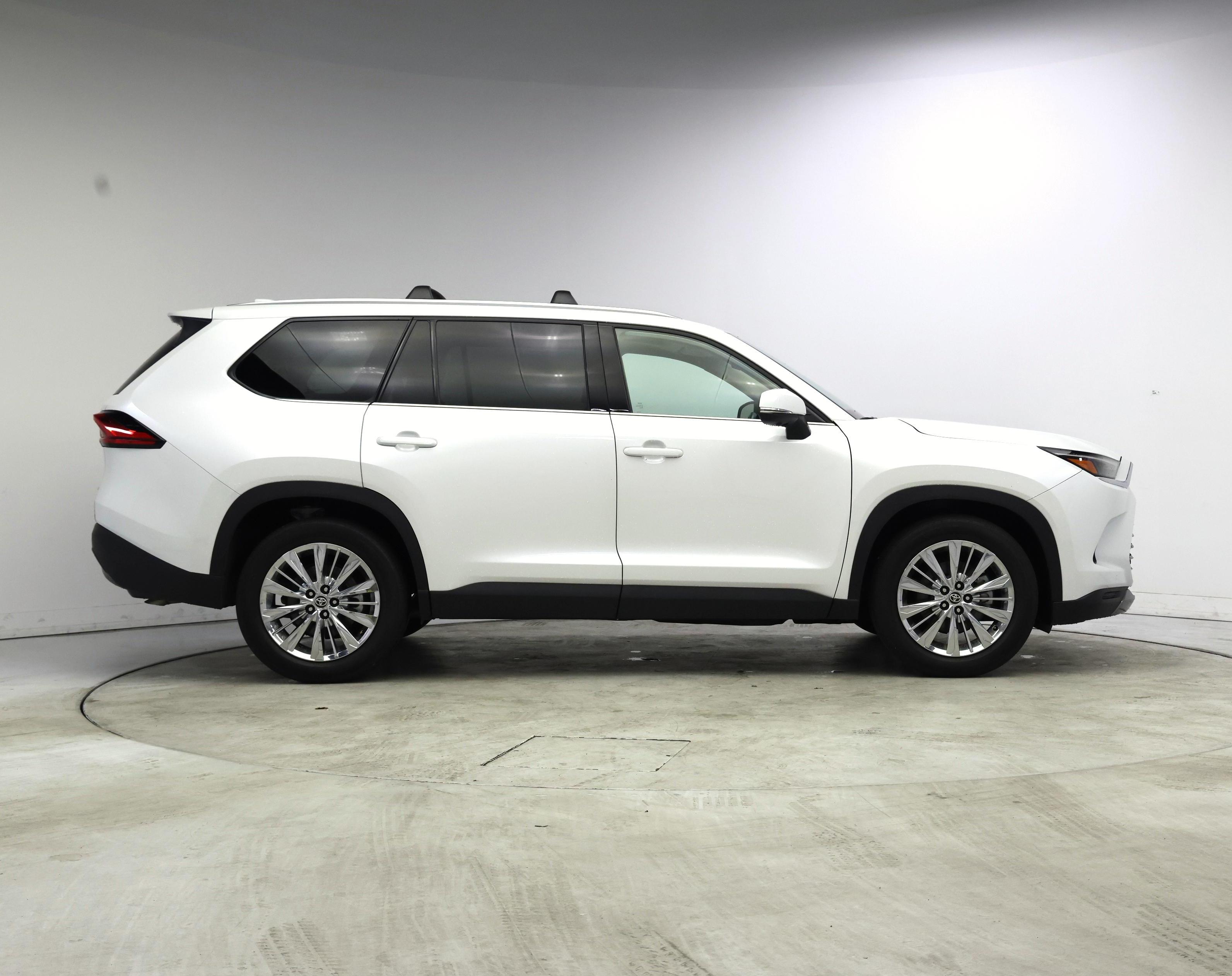 Thumbnail: 2024 Toyota Grand Highlander - 7