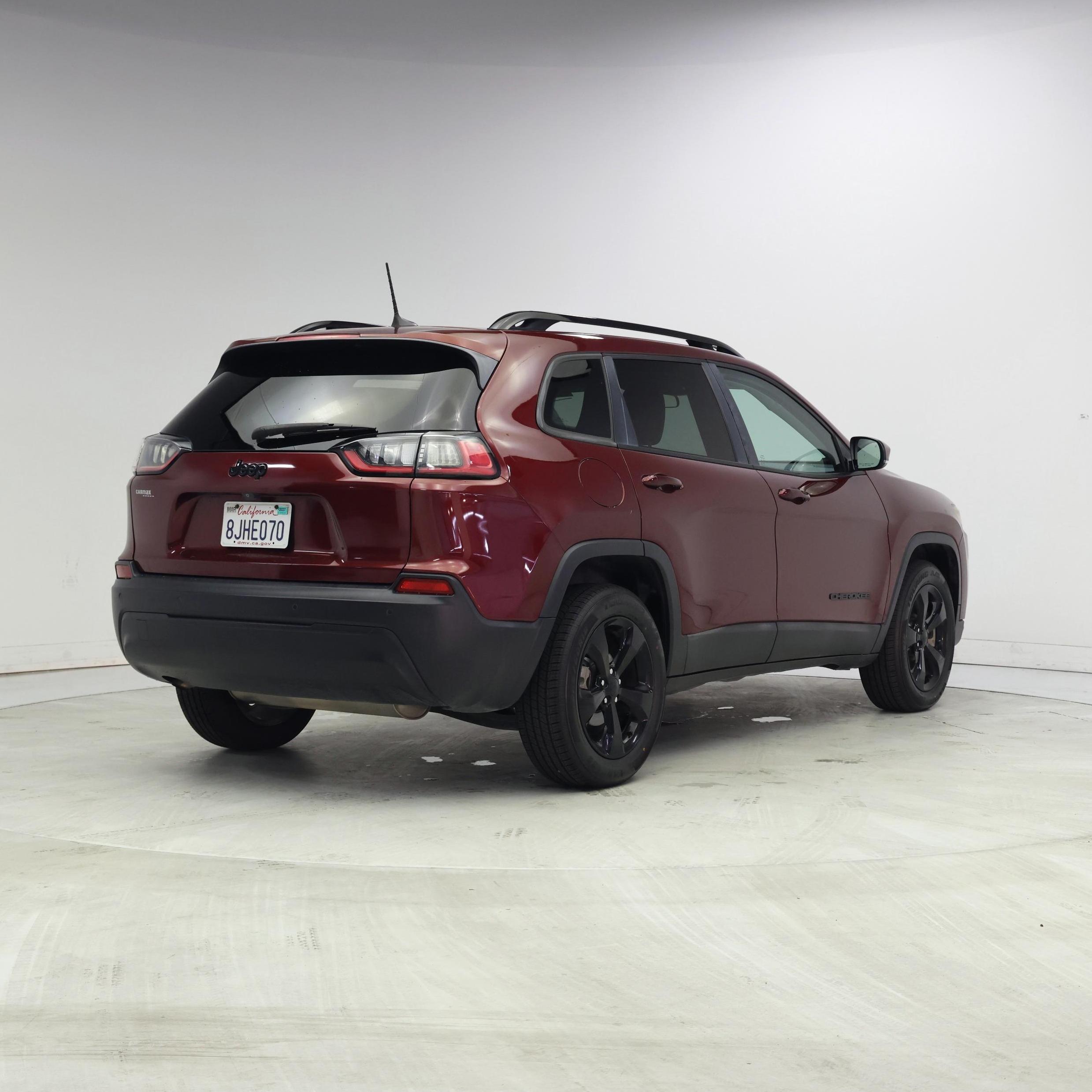 Thumbnail: 2019 Jeep Cherokee - 8