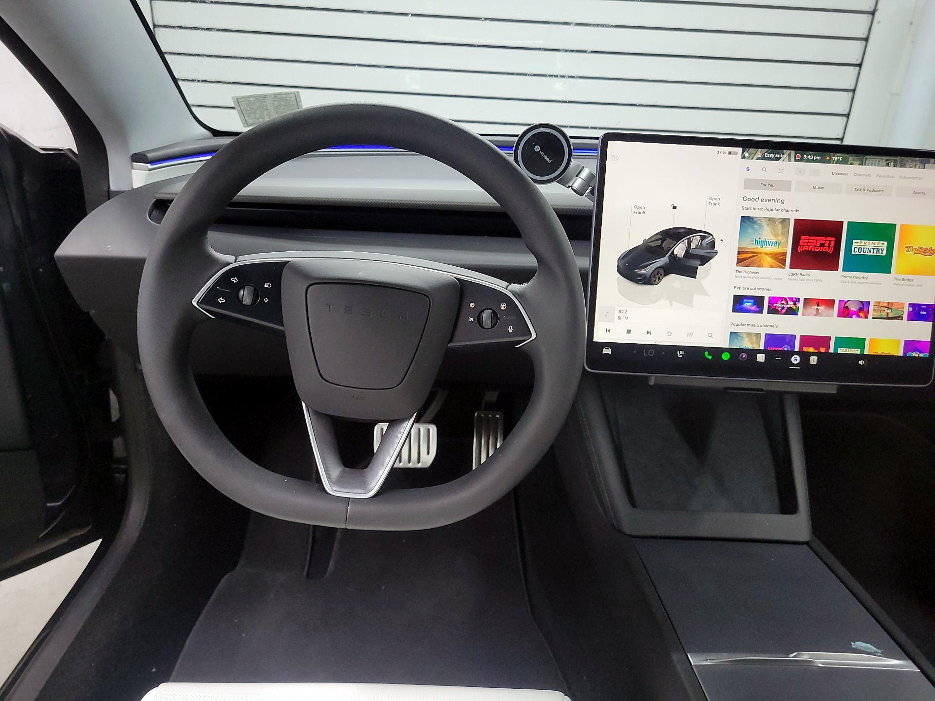 Thumbnail: 2025 Tesla Model 3 - 10