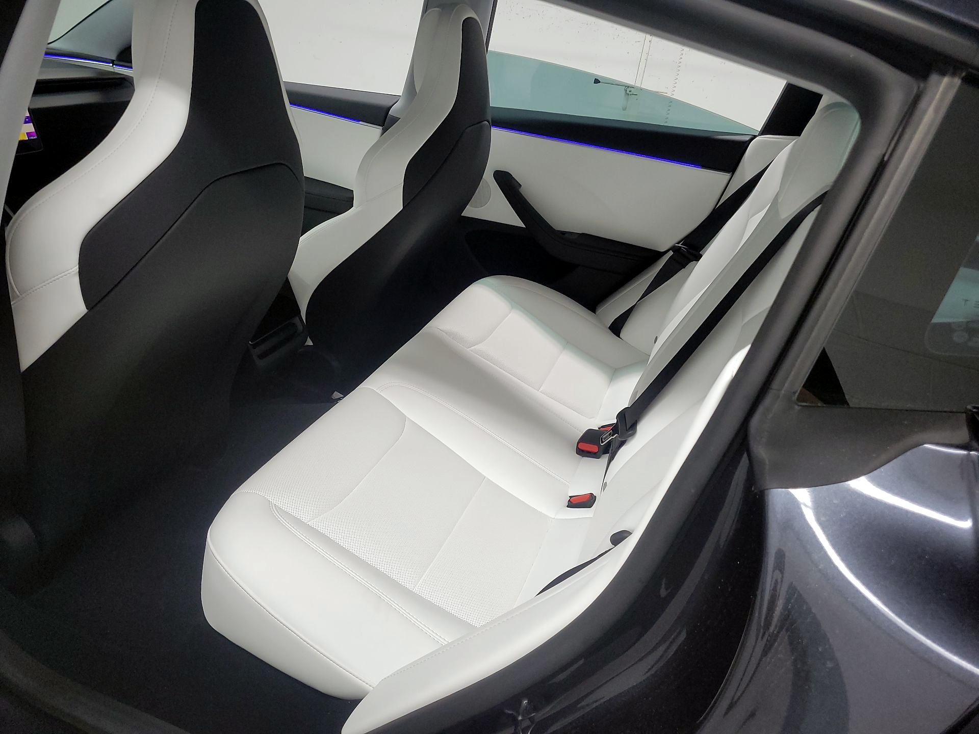 Thumbnail: 2025 Tesla Model 3 - 16