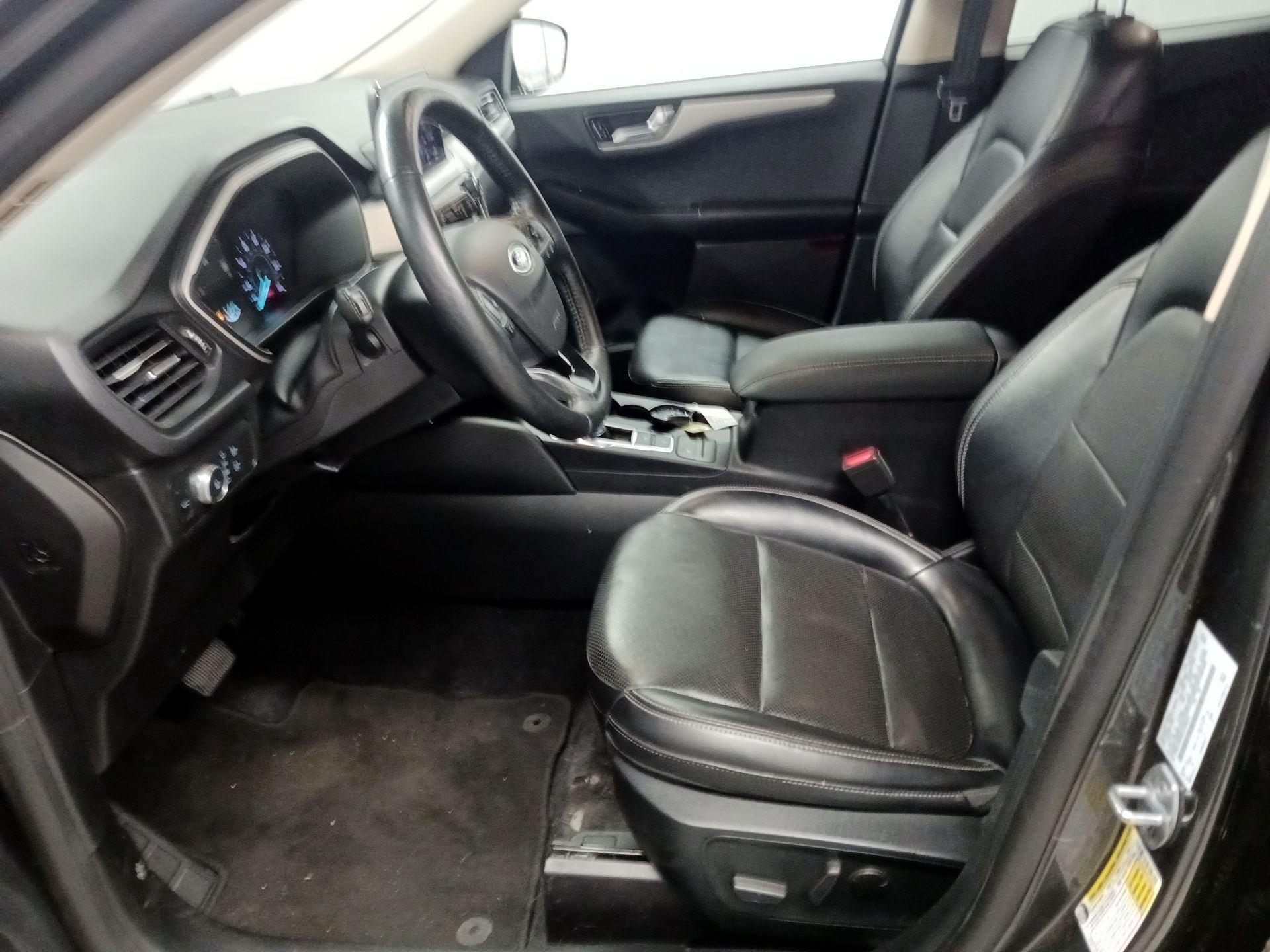 Thumbnail: 2020 Ford Escape - 11