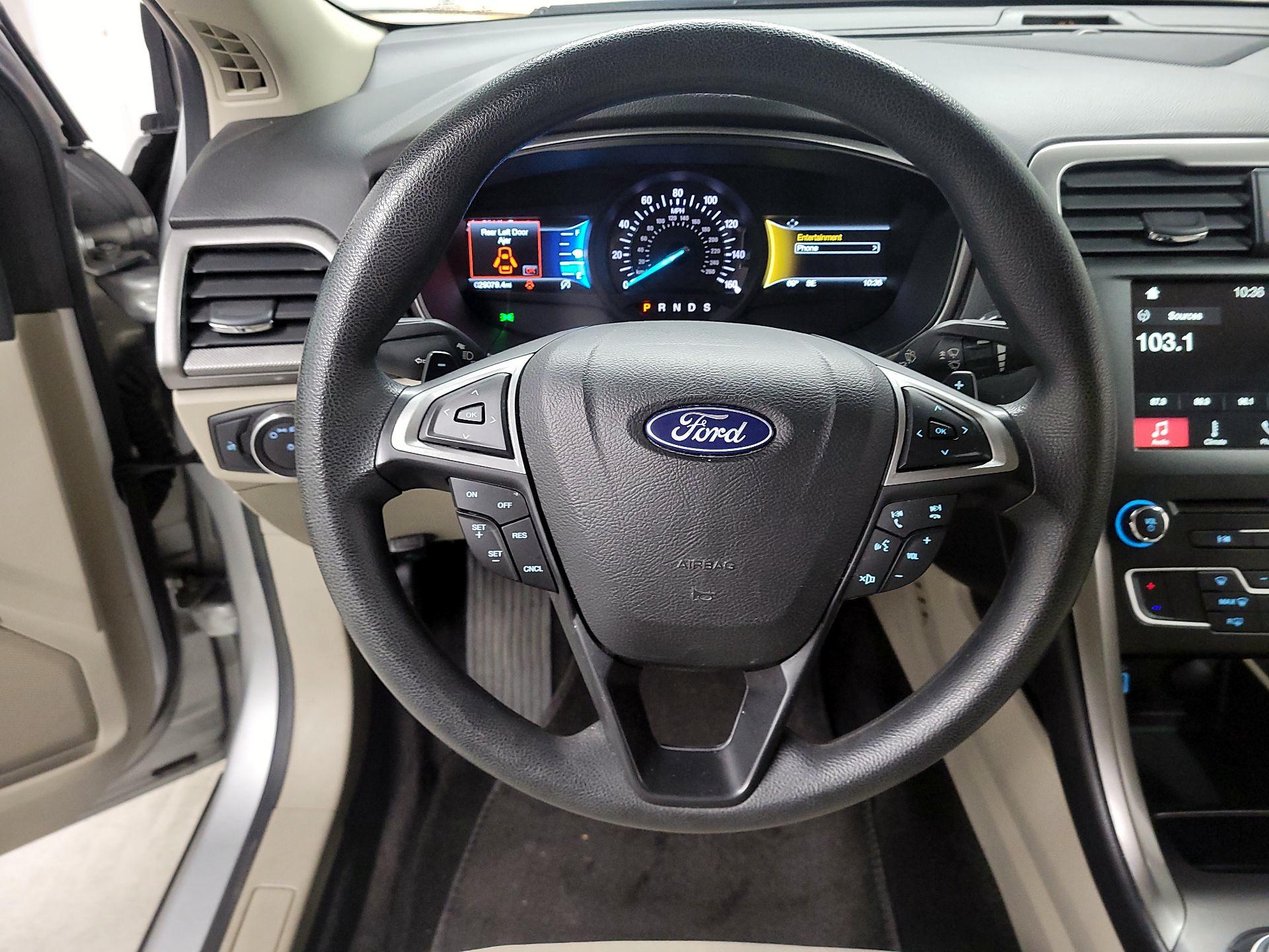 Thumbnail: 2018 Ford Fusion - 10