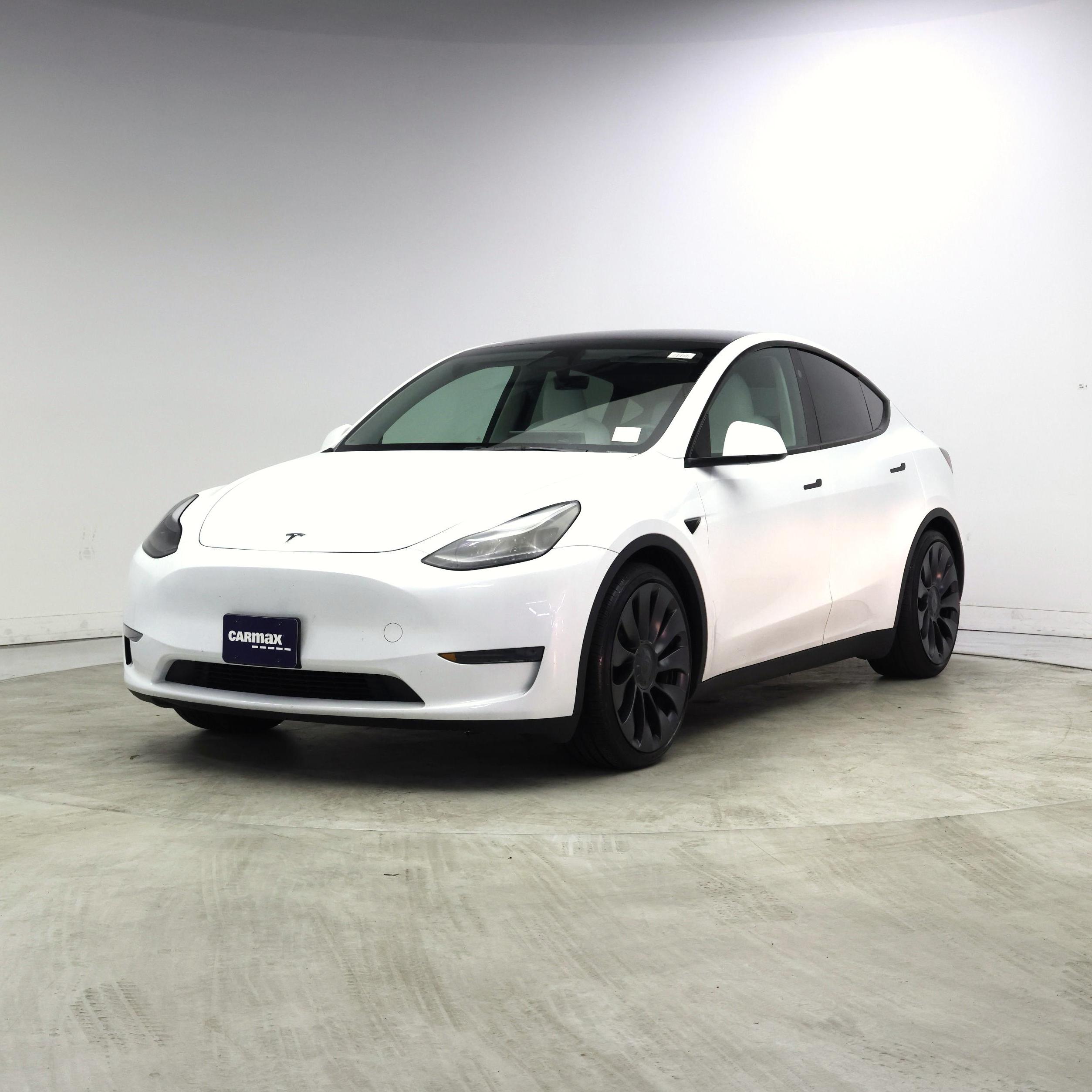 Thumbnail: 2024 Tesla Model Y - 4