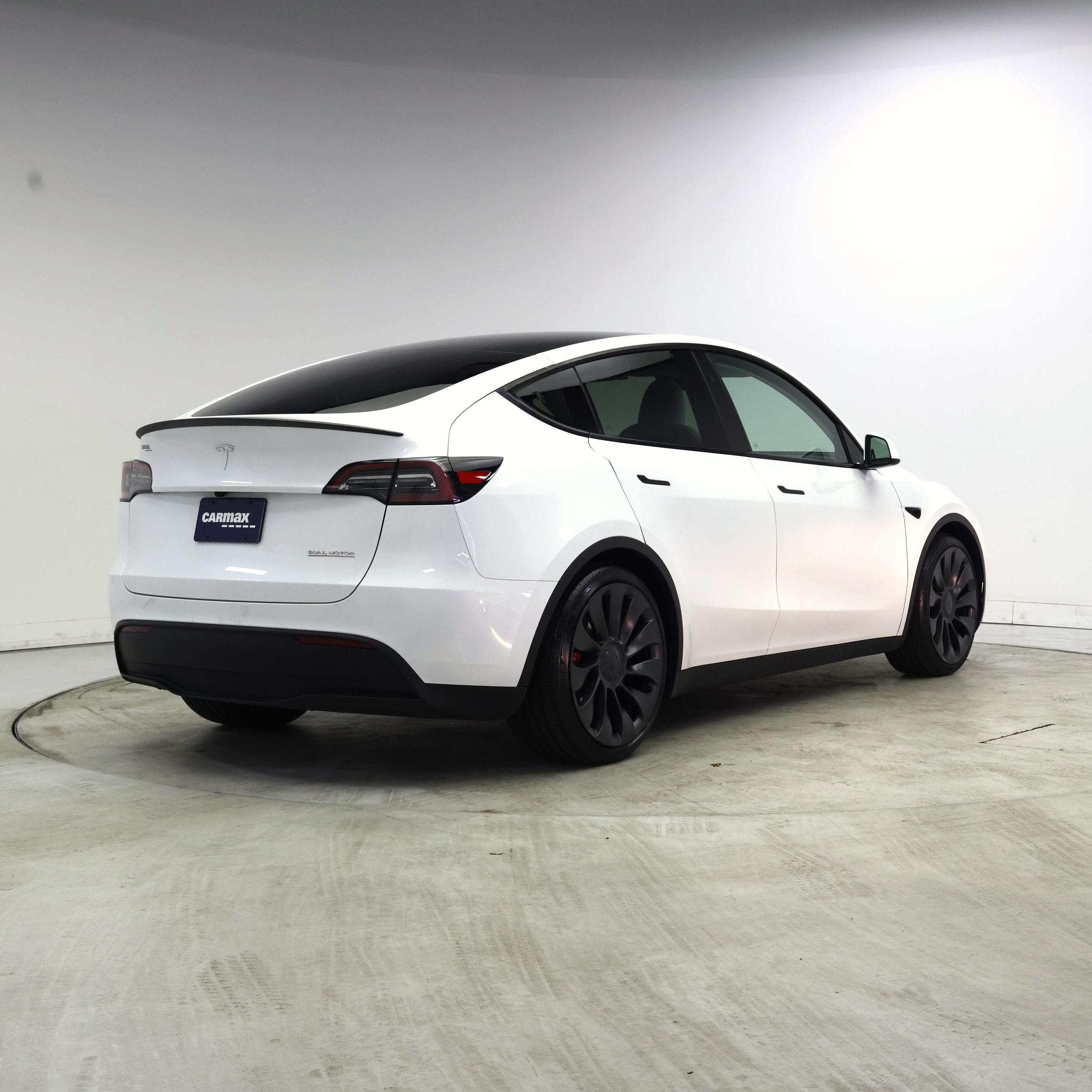 Thumbnail: 2024 Tesla Model Y - 8
