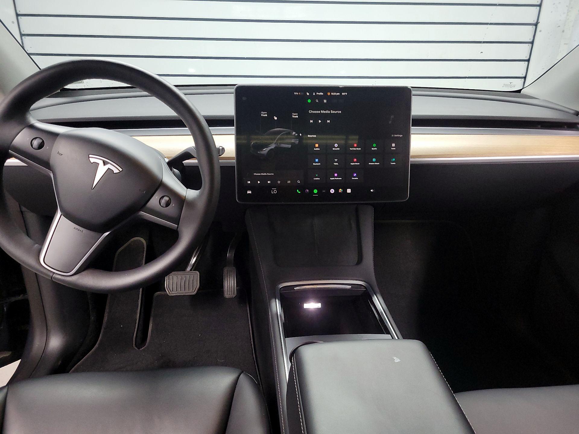 Thumbnail: 2023 Tesla Model Y - 9
