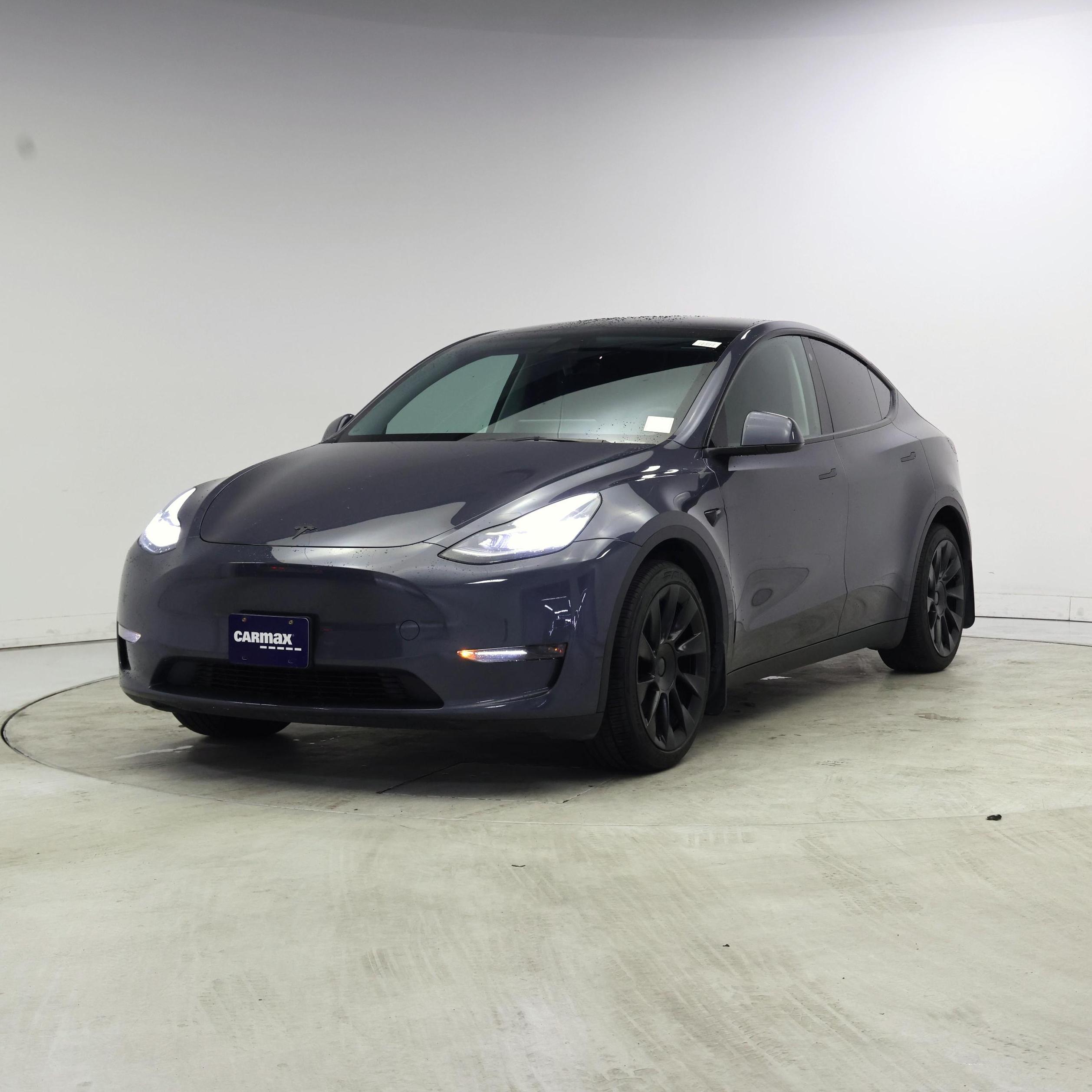 Thumbnail: 2023 Tesla Model Y - 4