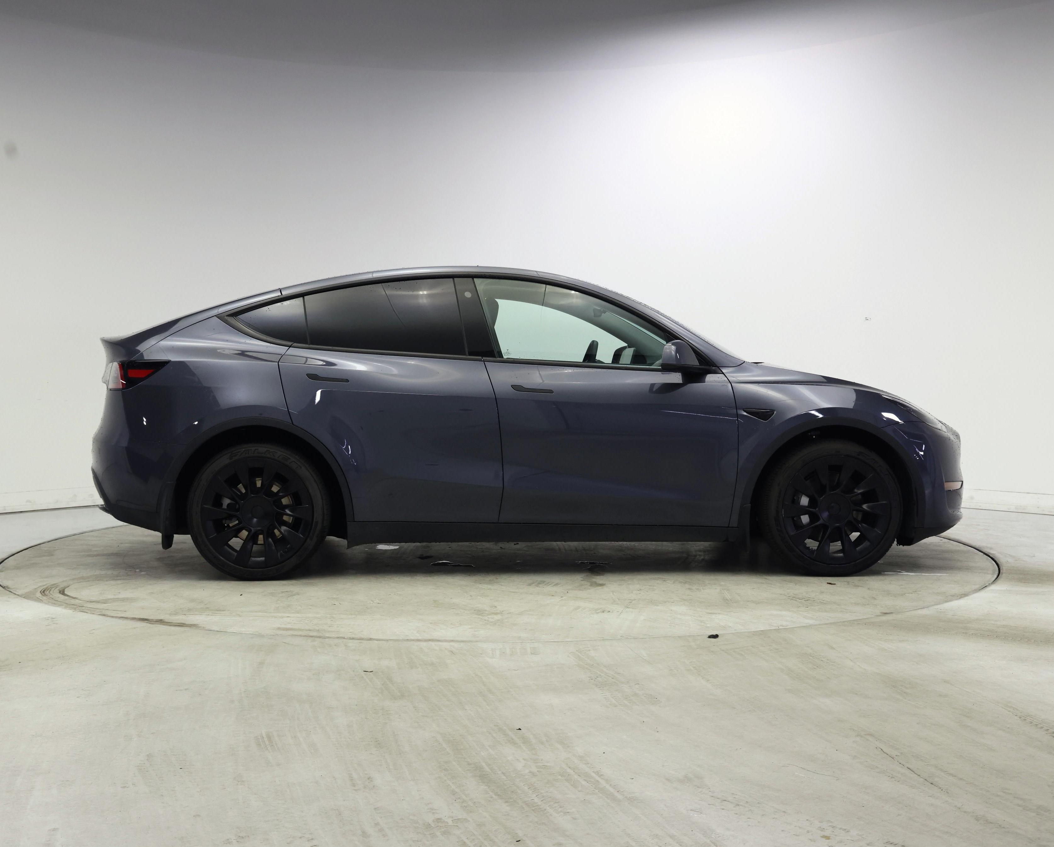 Thumbnail: 2023 Tesla Model Y - 7