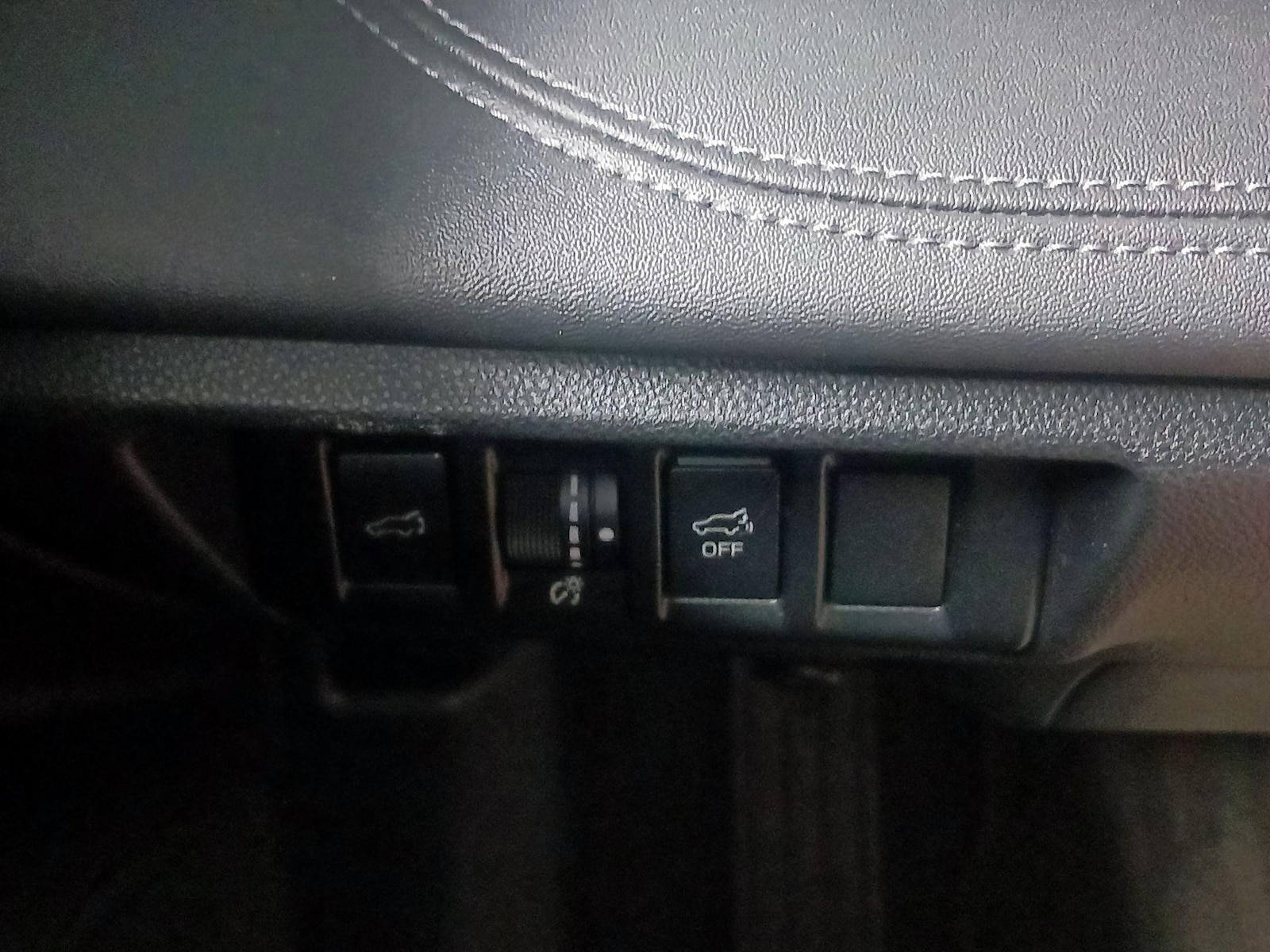 2021 Subaru Outback Limited - Photo 14