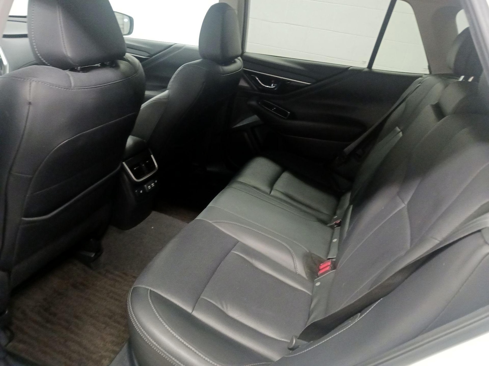 2021 Subaru Outback Limited - Photo 21