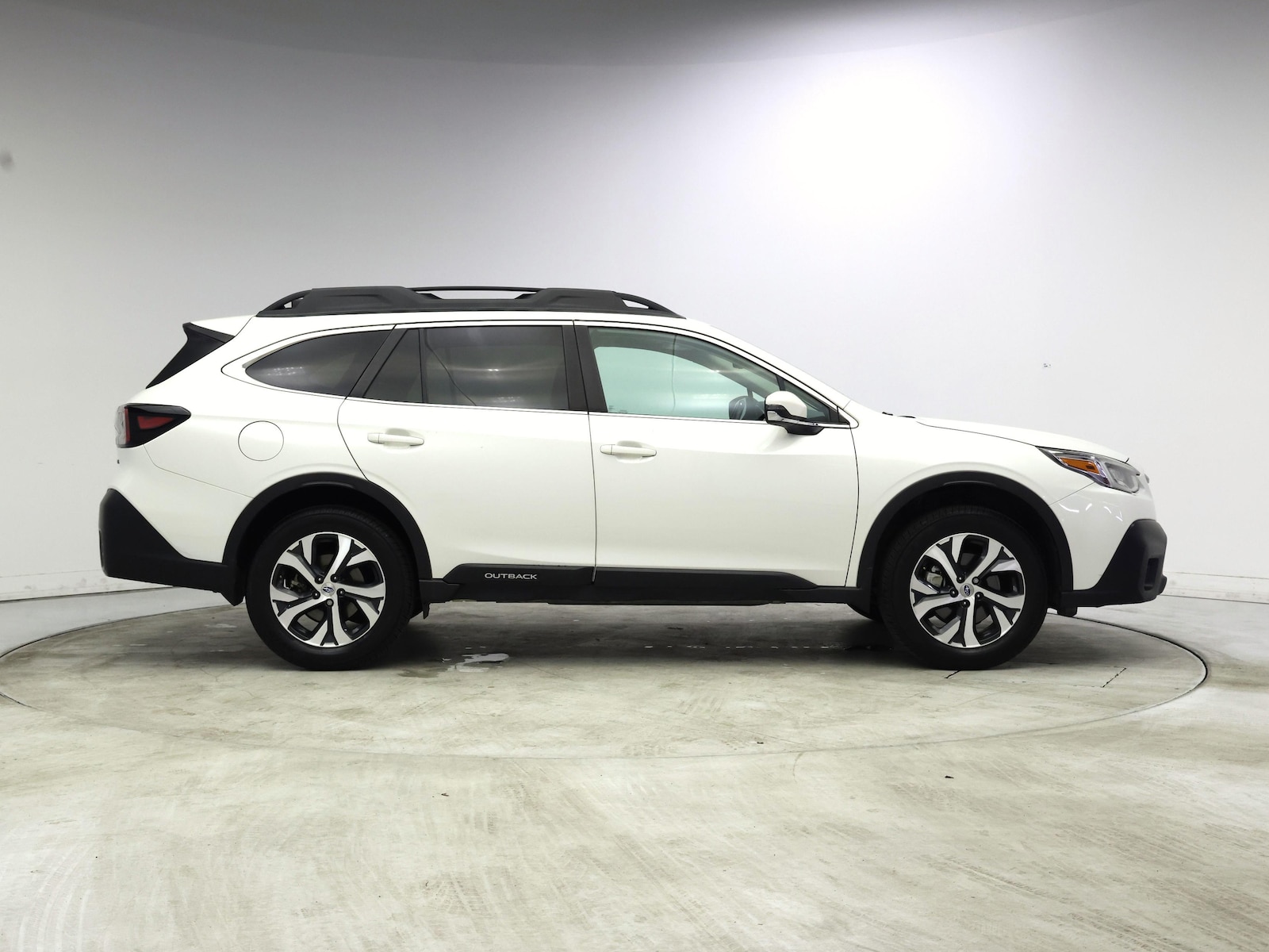2021 Subaru Outback Limited - Photo 8