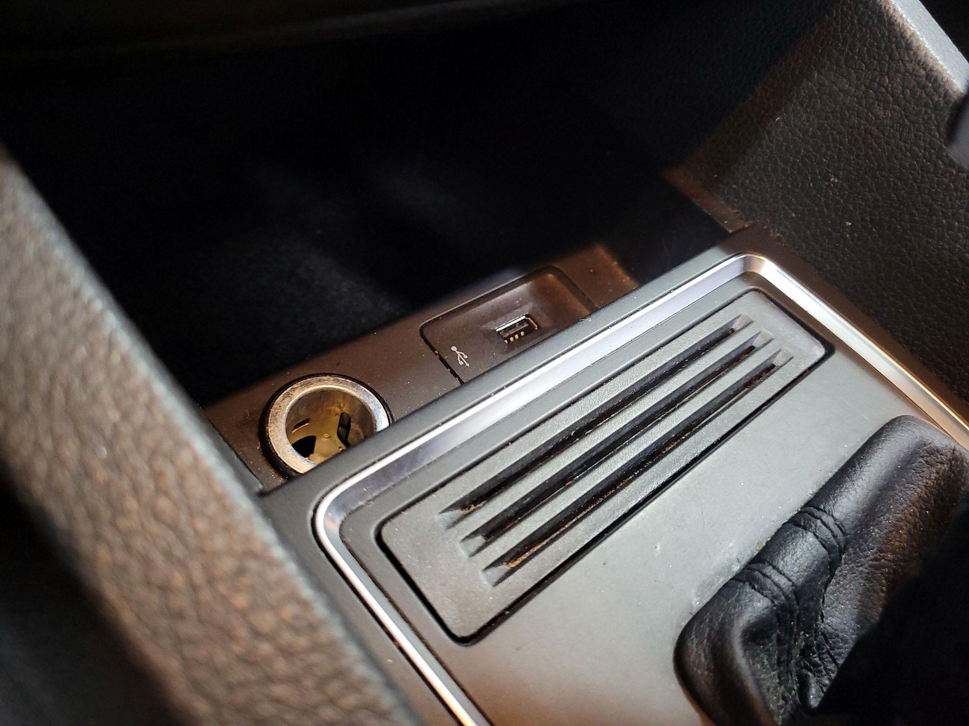 Thumbnail: 2017 Volkswagen Jetta - 18