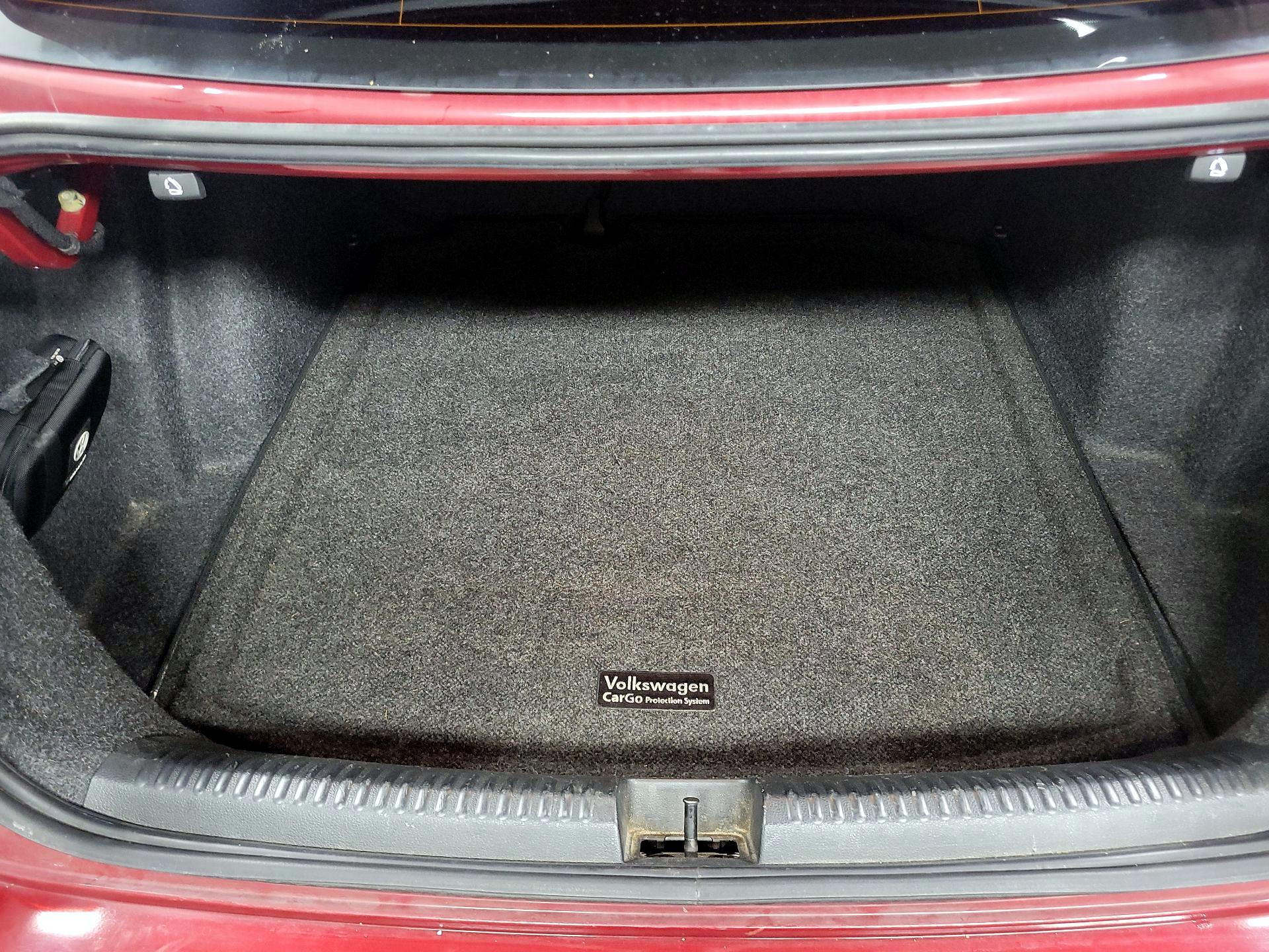 Thumbnail: 2017 Volkswagen Jetta - 20