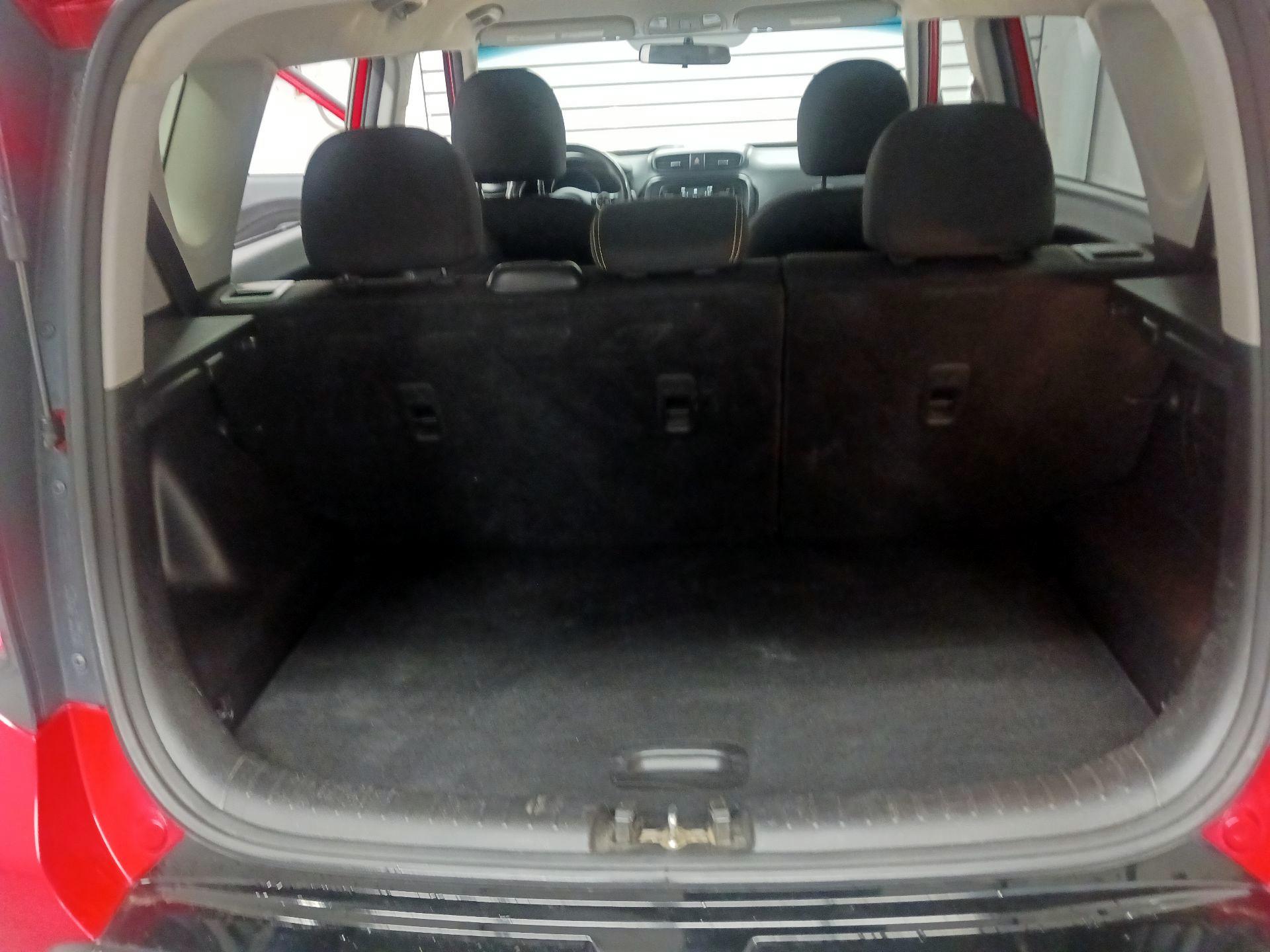 Thumbnail: 2016 Kia Soul - 16