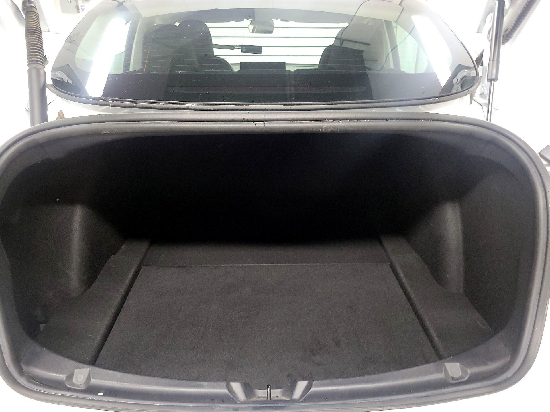 Thumbnail: 2021 Tesla Model 3 - 20
