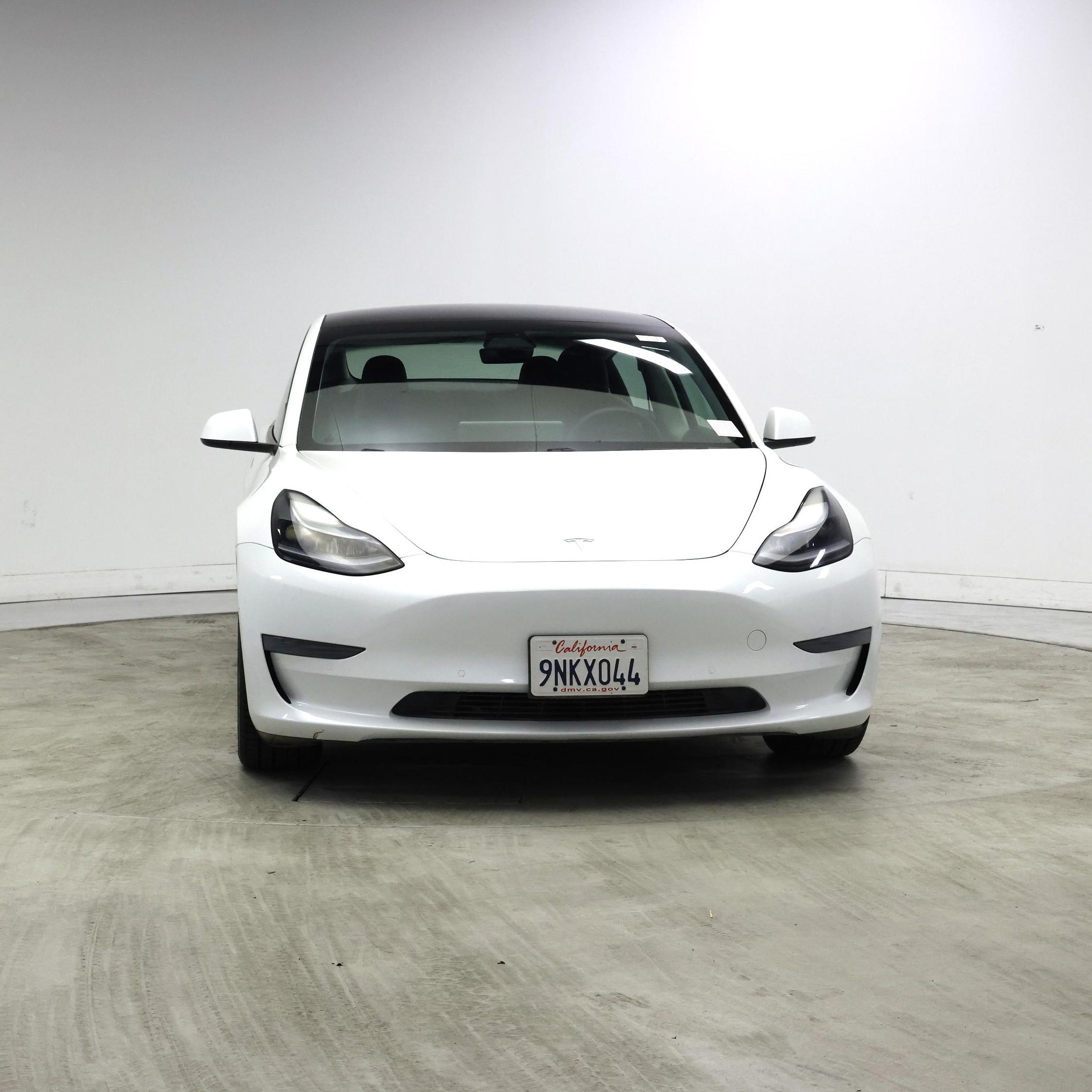 Thumbnail: 2021 Tesla Model 3 - 5