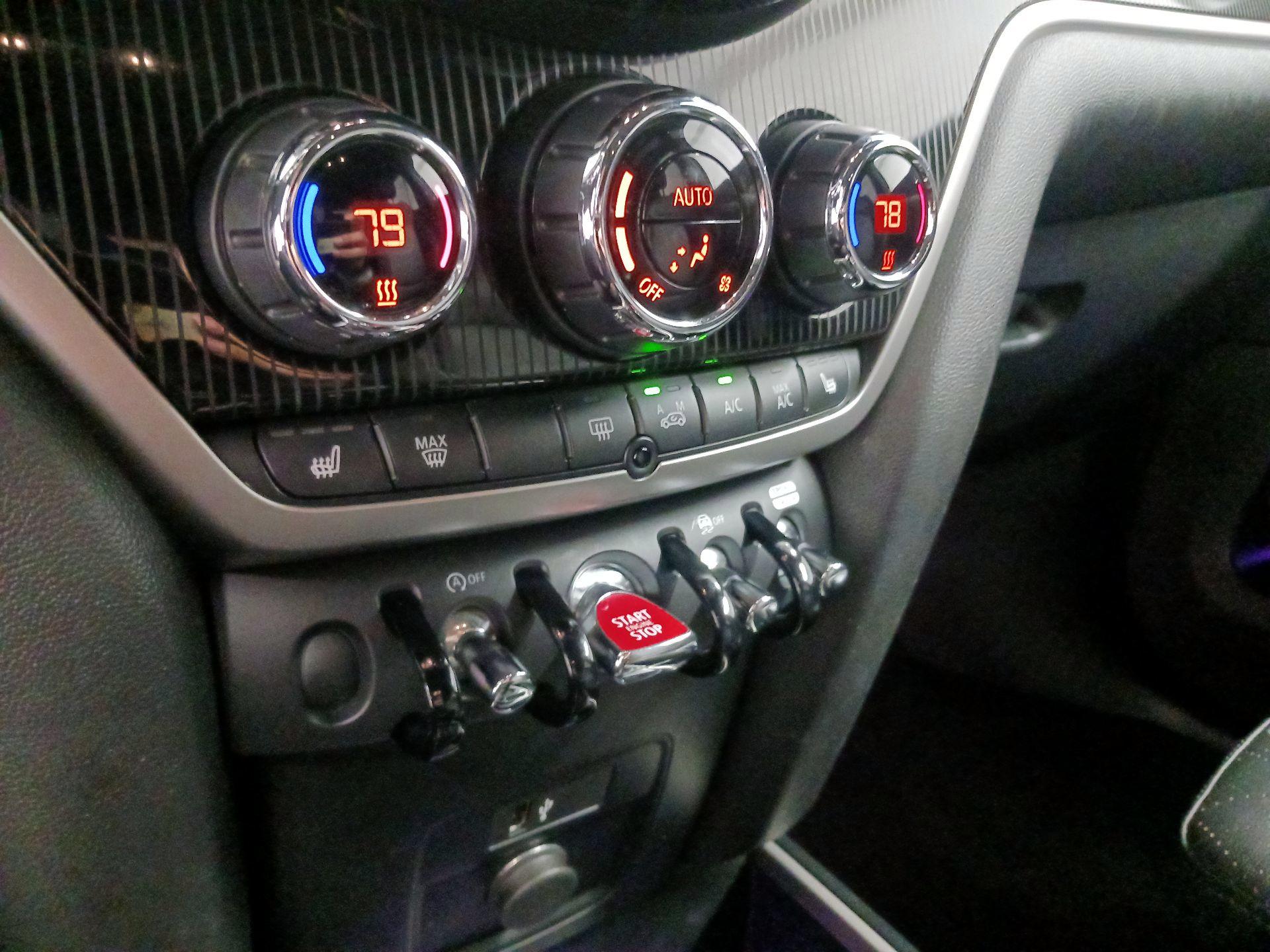 Thumbnail: 2021 MINI Cooper Countryman - 14