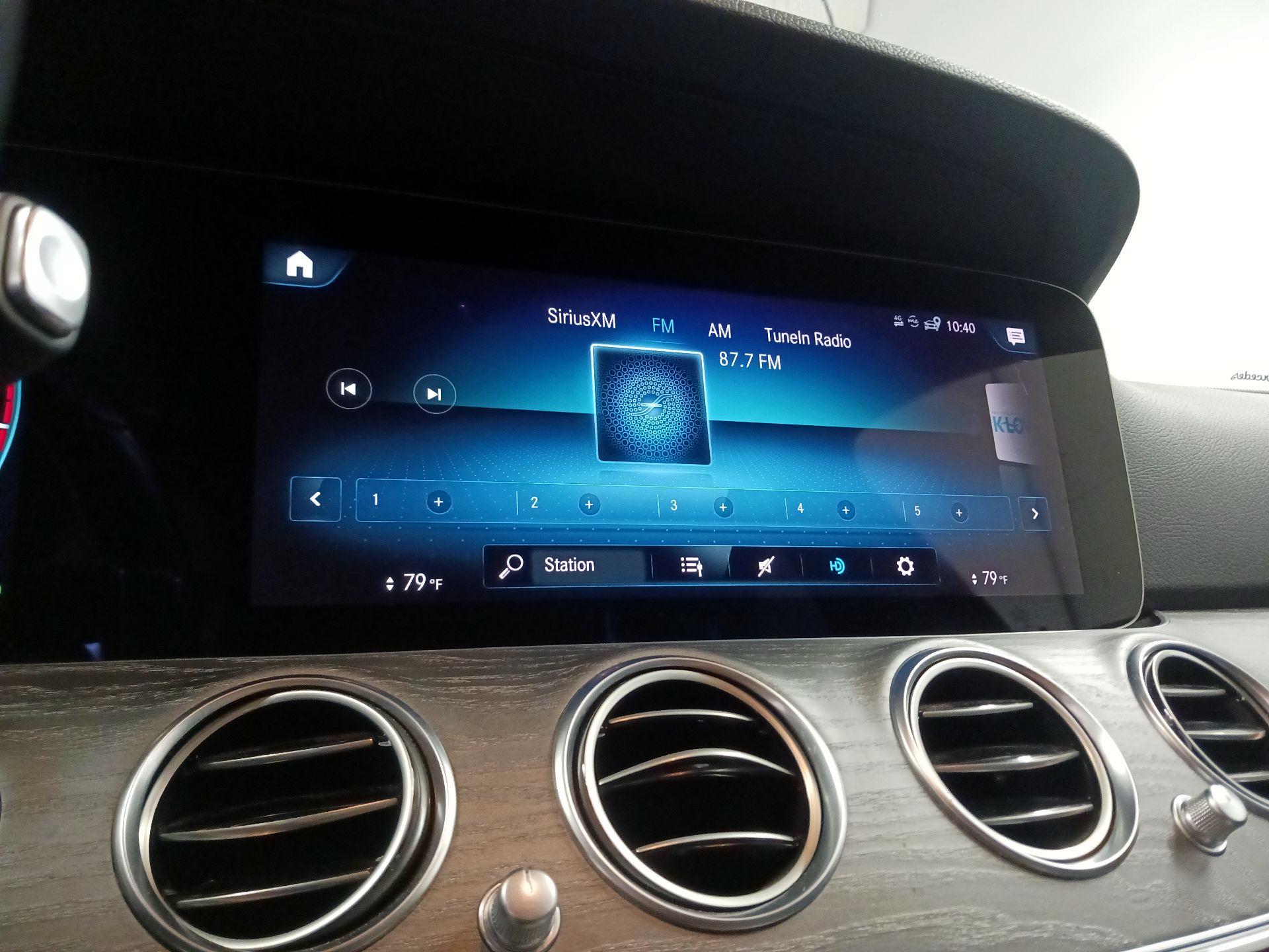 Thumbnail: 2021 Mercedes-Benz E-Class - 13