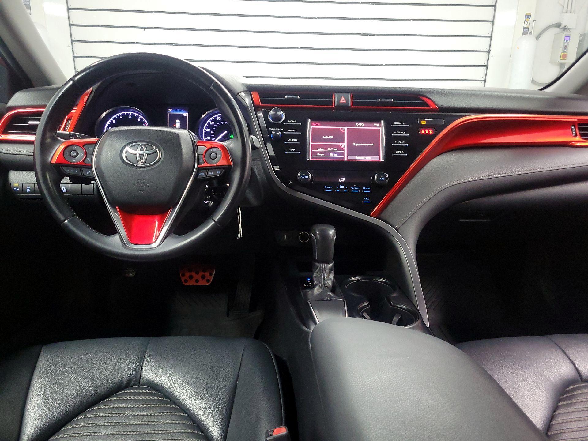 Thumbnail: 2019 Toyota Camry - 9