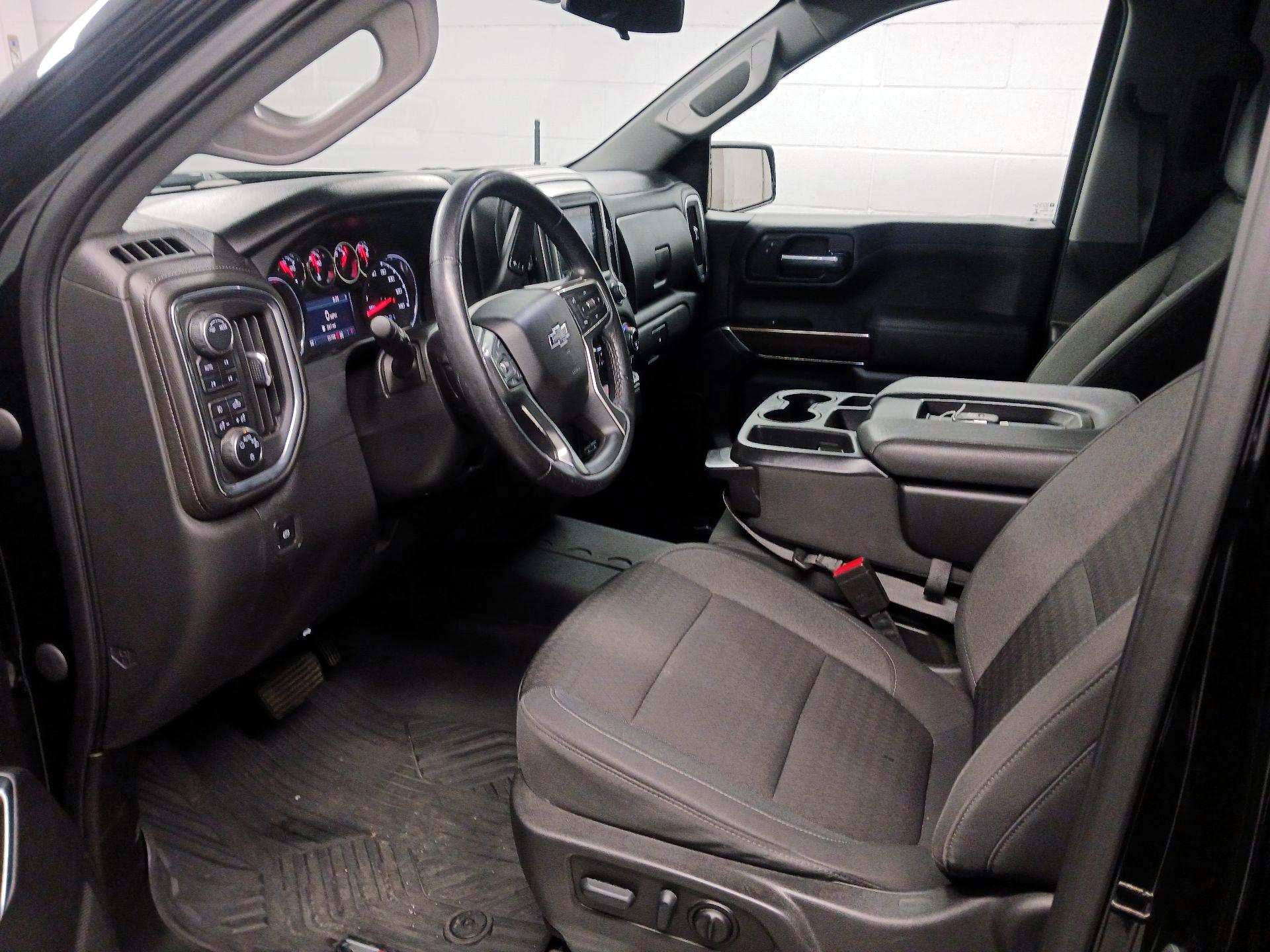 Thumbnail: 2022 Chevrolet Silverado 1500 - 11