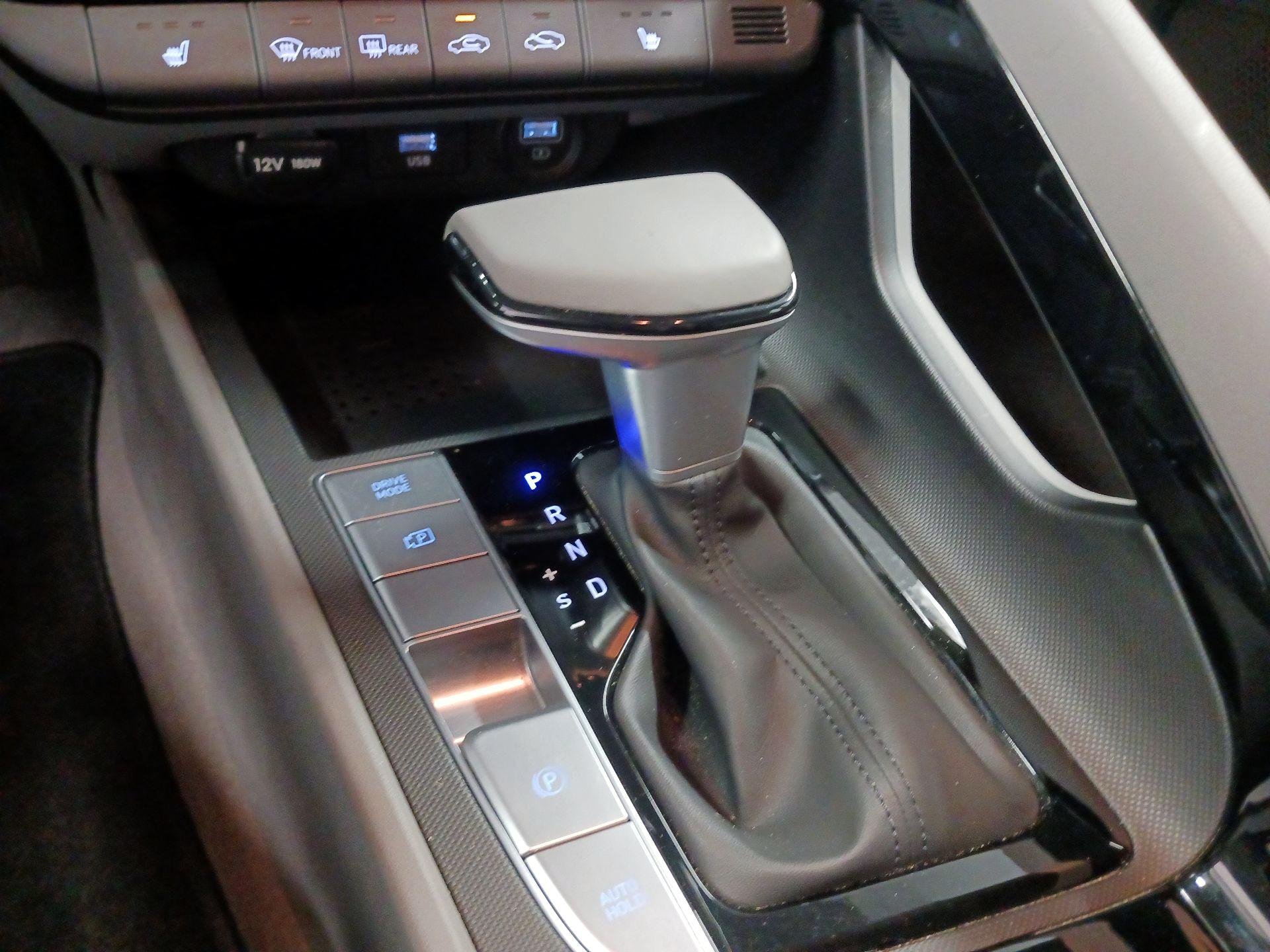 Thumbnail: 2023 Hyundai Elantra - 15