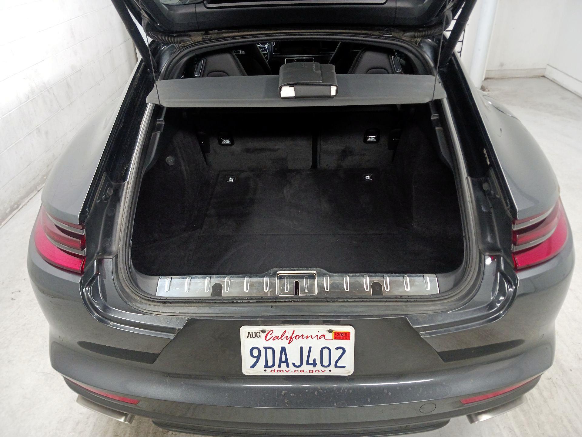 Thumbnail: 2019 Porsche Panamera - 18