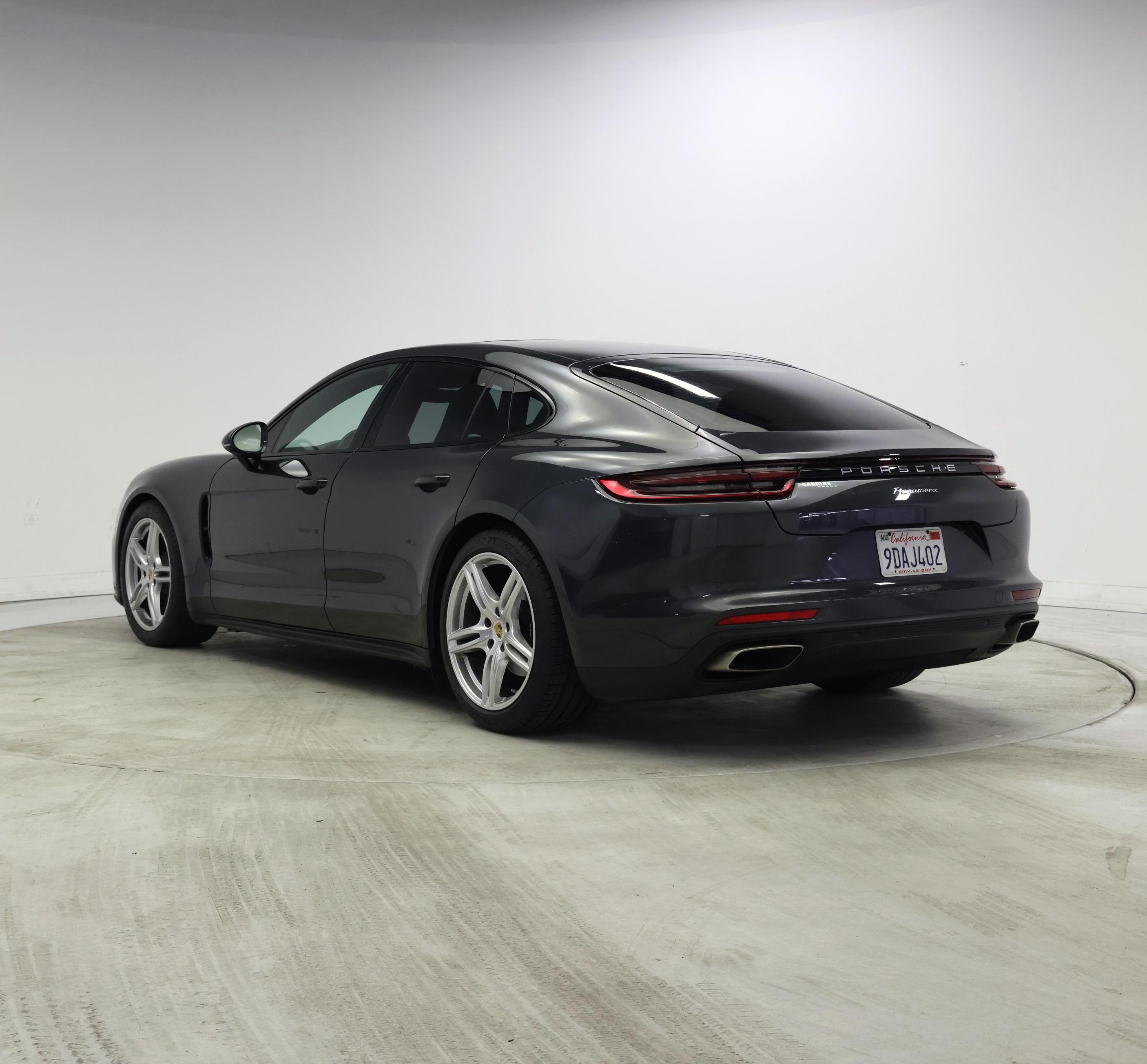 Thumbnail: 2019 Porsche Panamera - 2