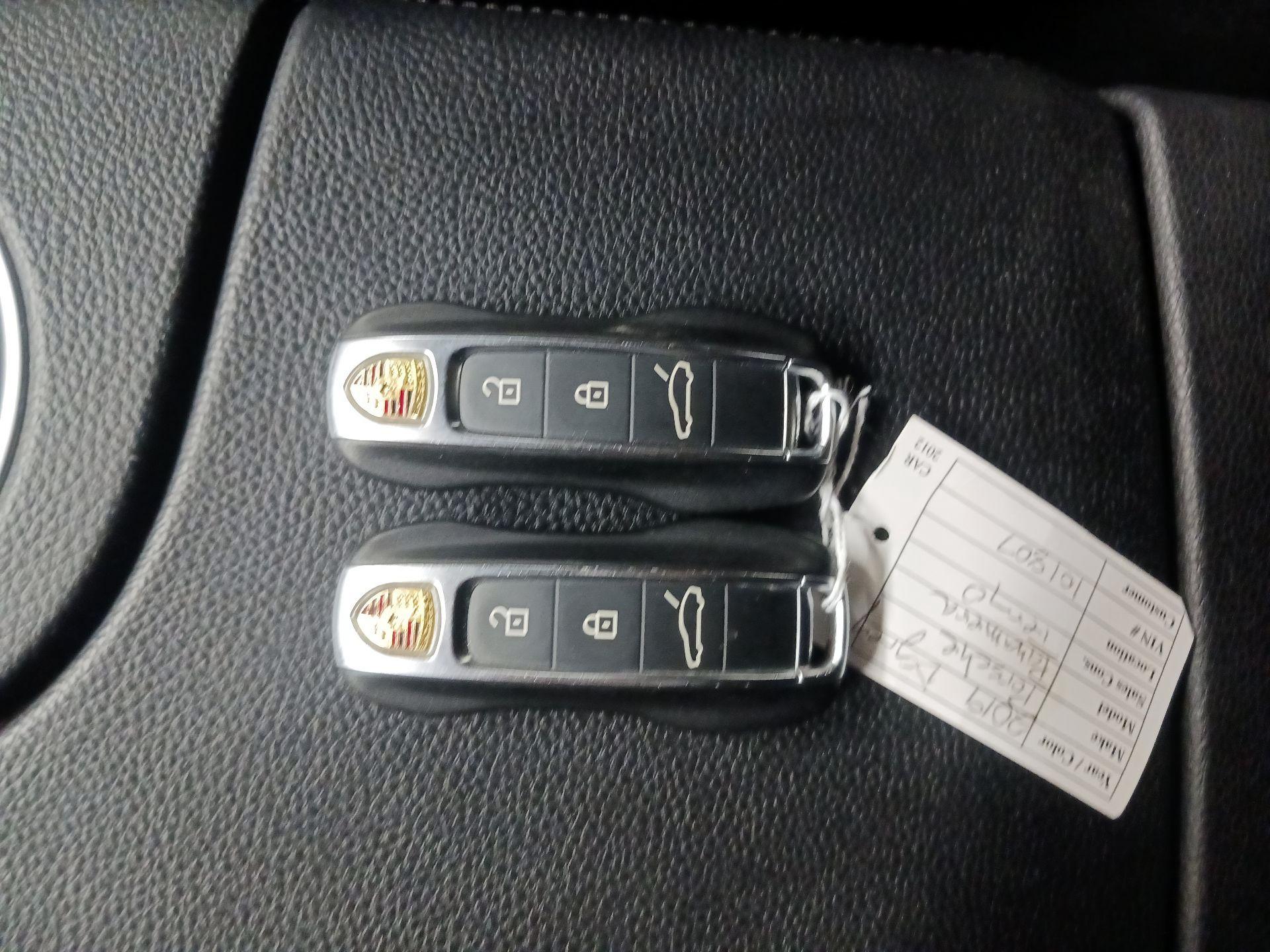 Thumbnail: 2019 Porsche Panamera - 20