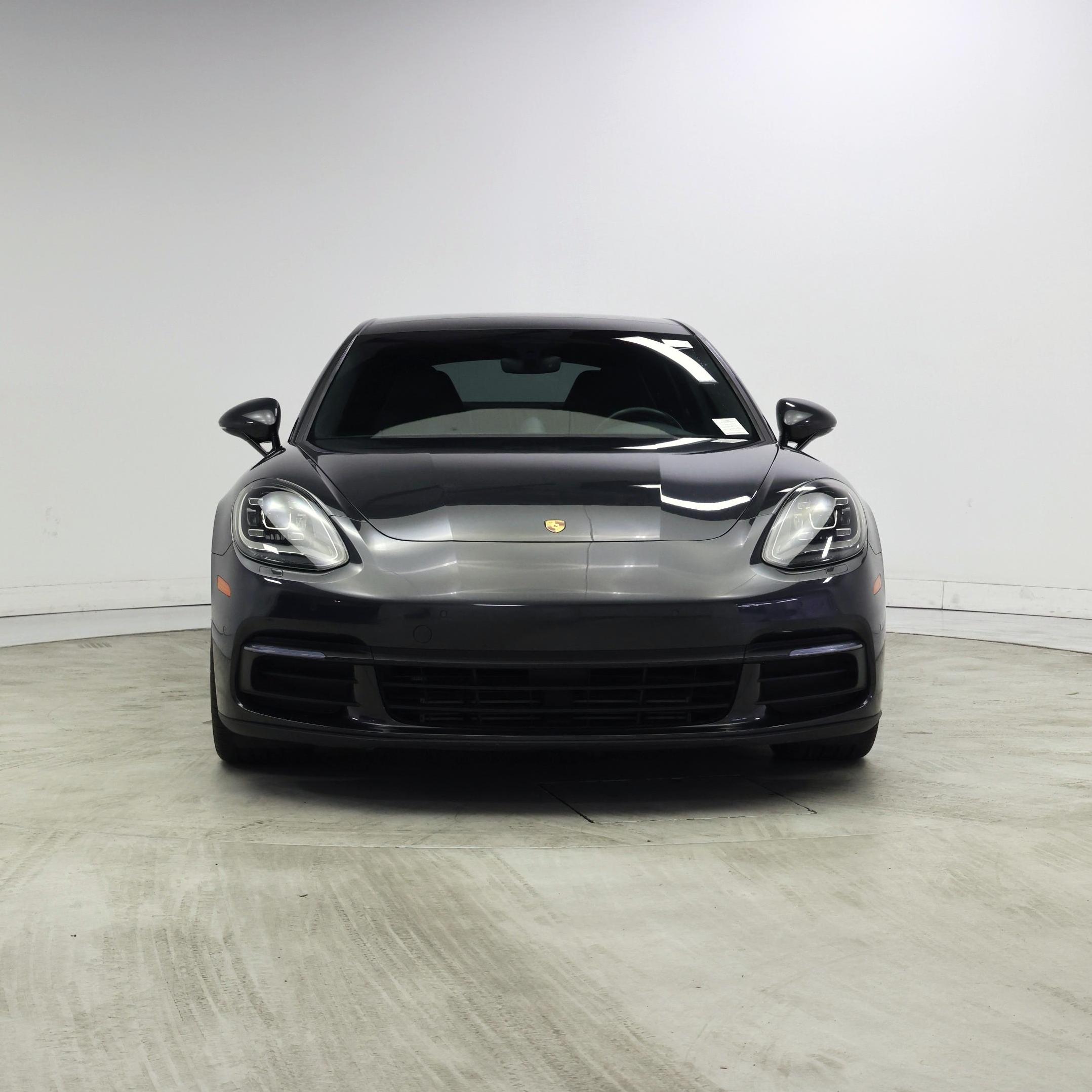 Thumbnail: 2019 Porsche Panamera - 5