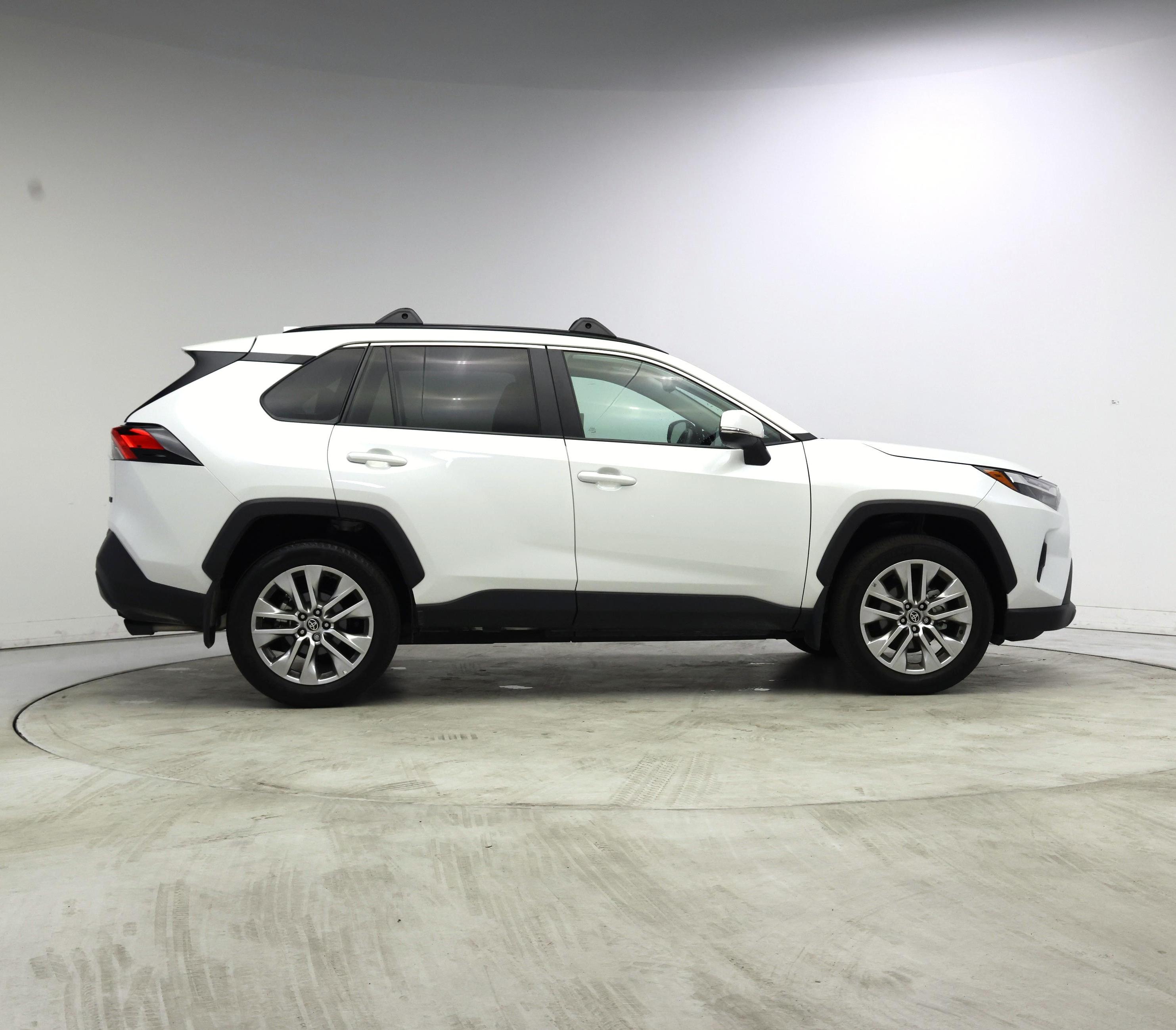 Thumbnail: 2025 Toyota RAV4 - 7