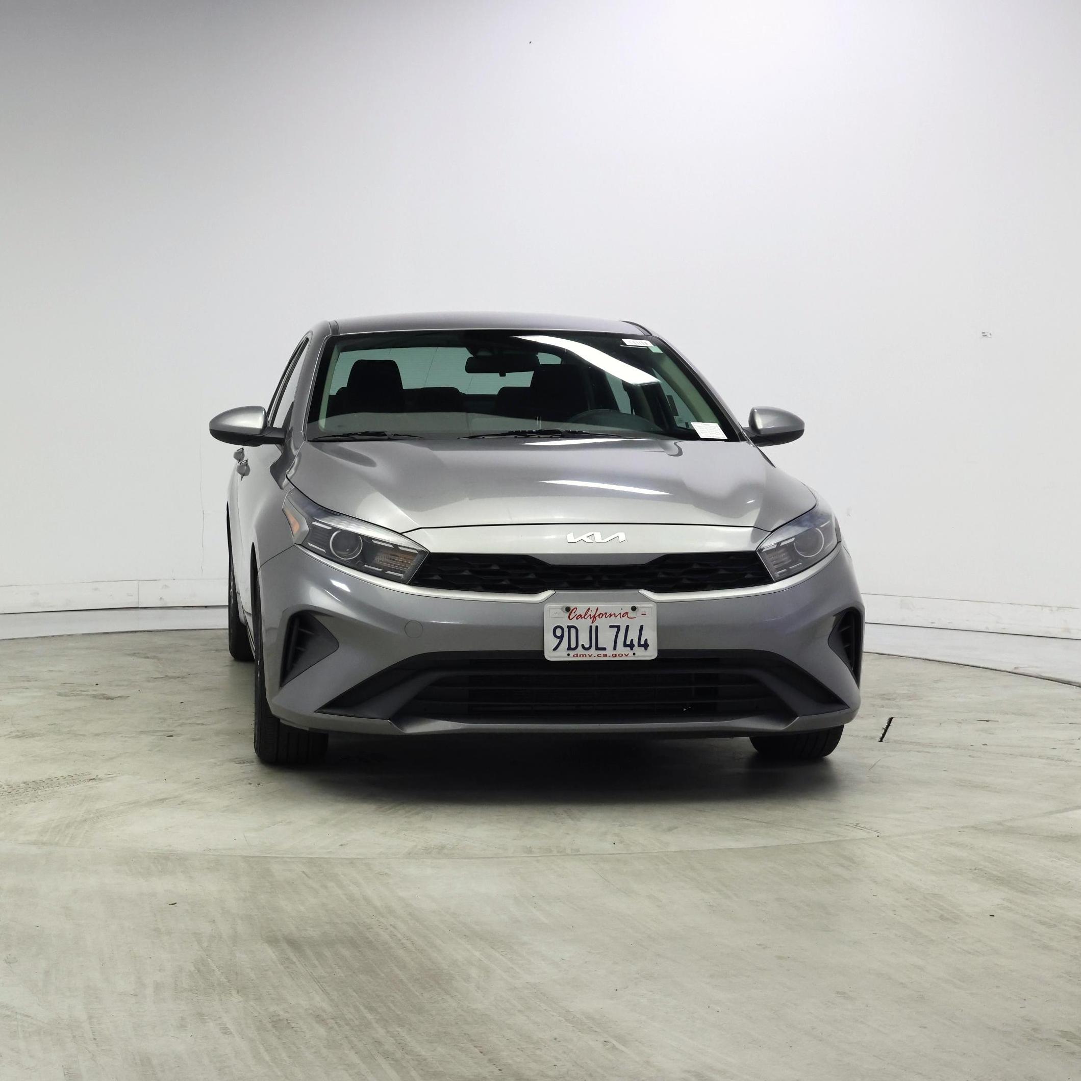 Thumbnail: 2023 Kia Forte - 5